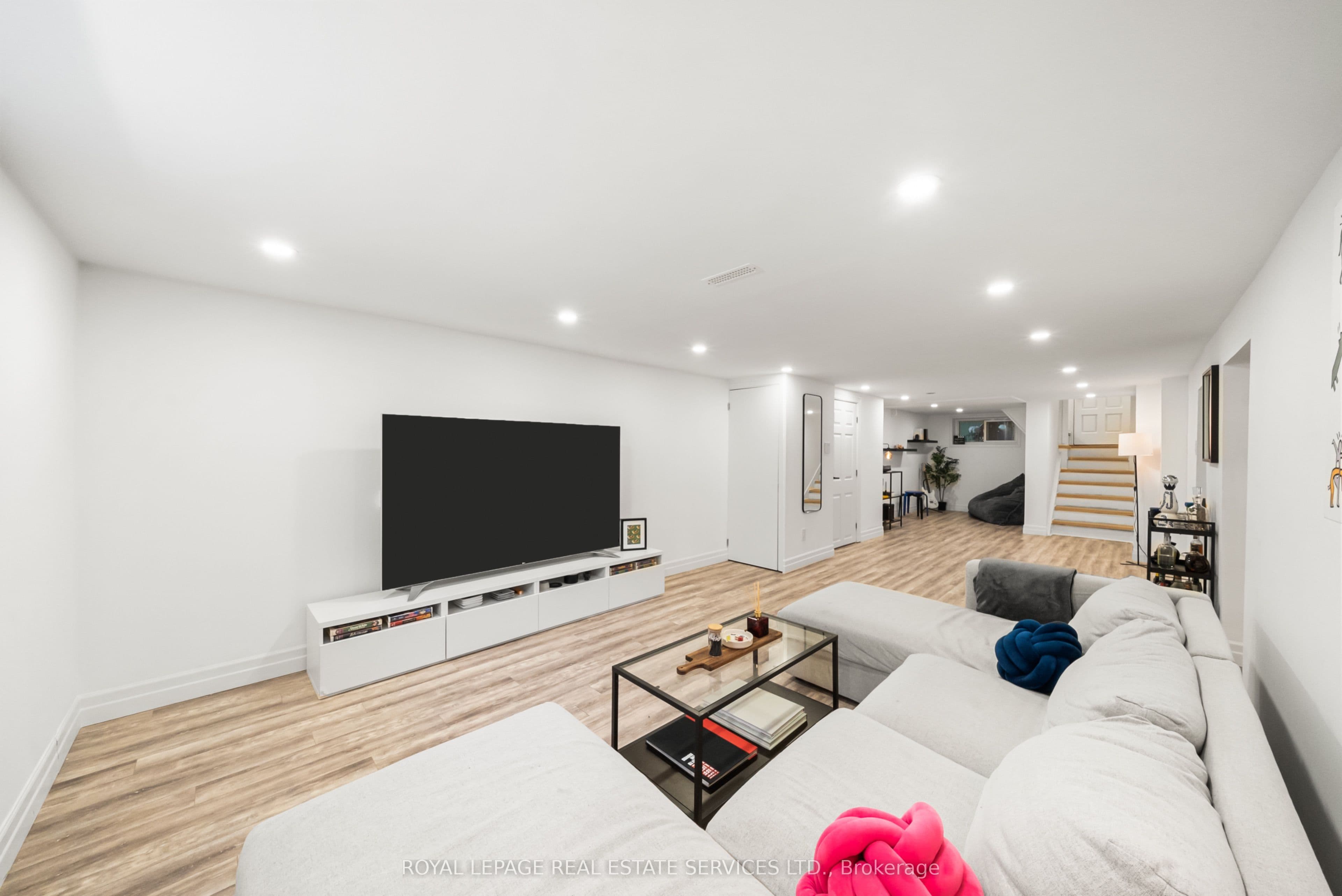 296 Lennox Avenue — photo 28