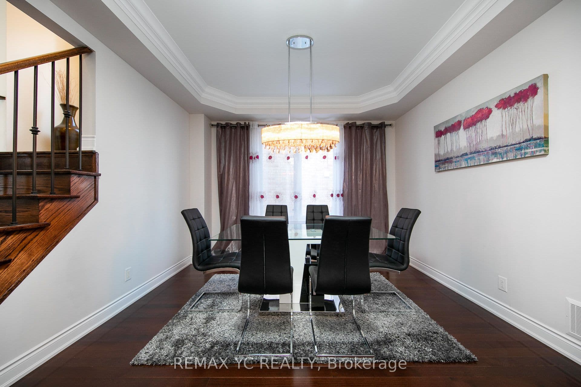 43 Laredo Drive — photo 8