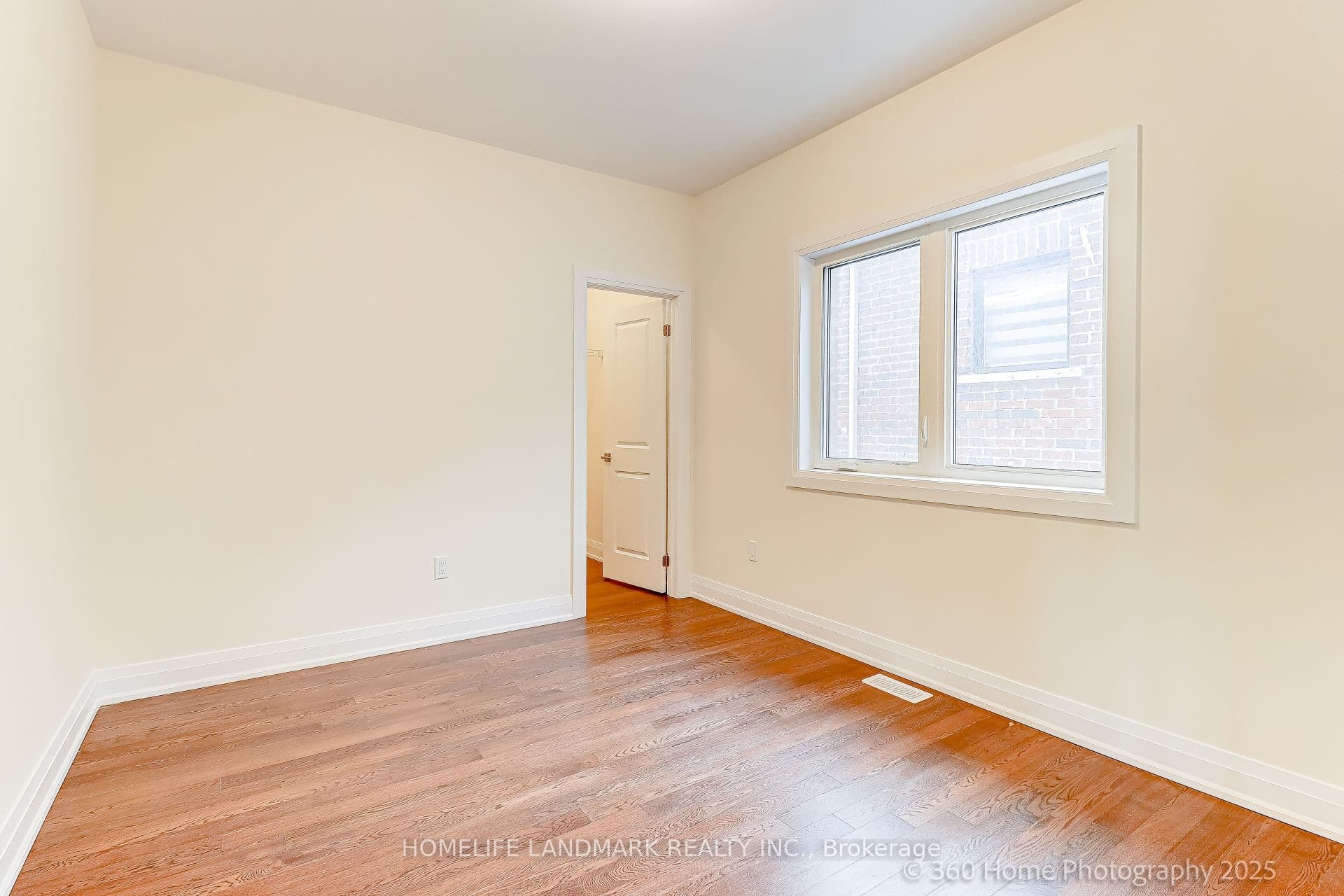 8 Mapleton Street — photo 22