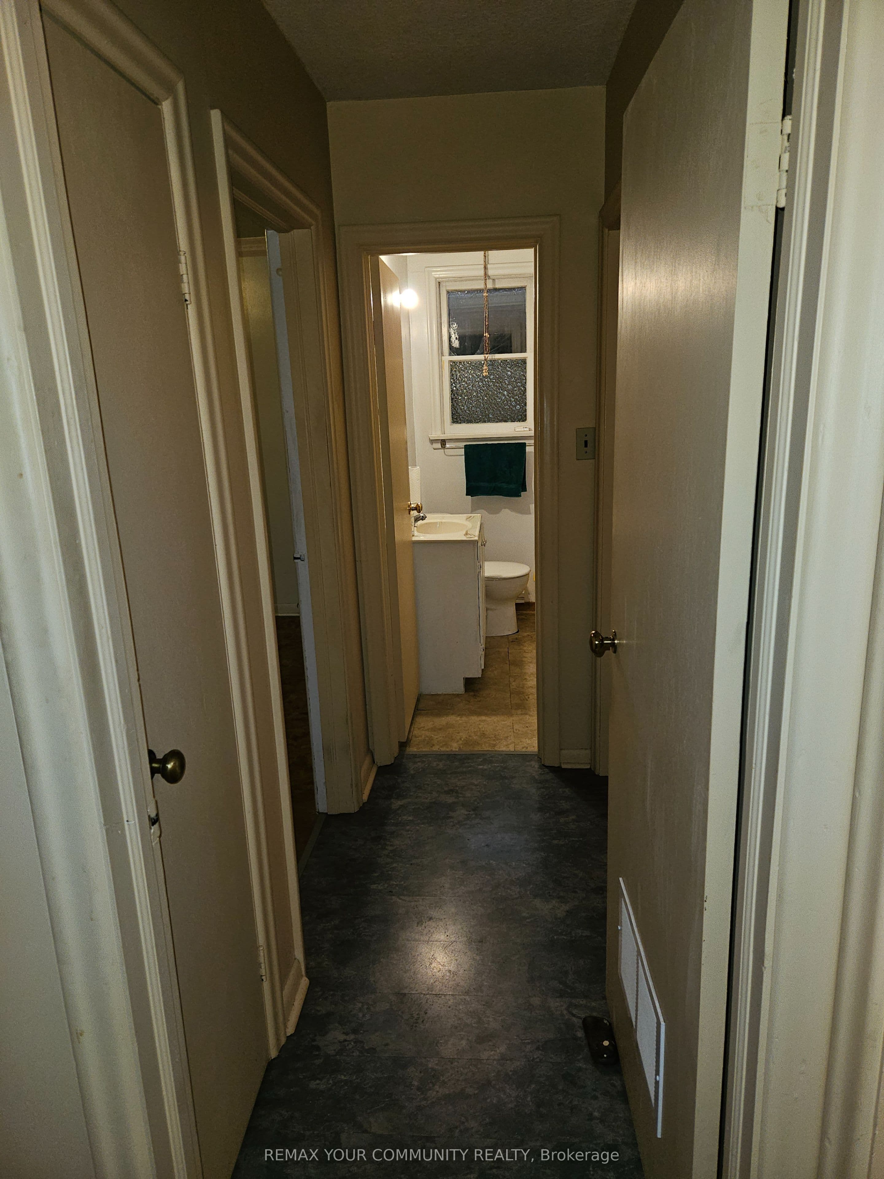 11419 Bathurst Street — photo 14