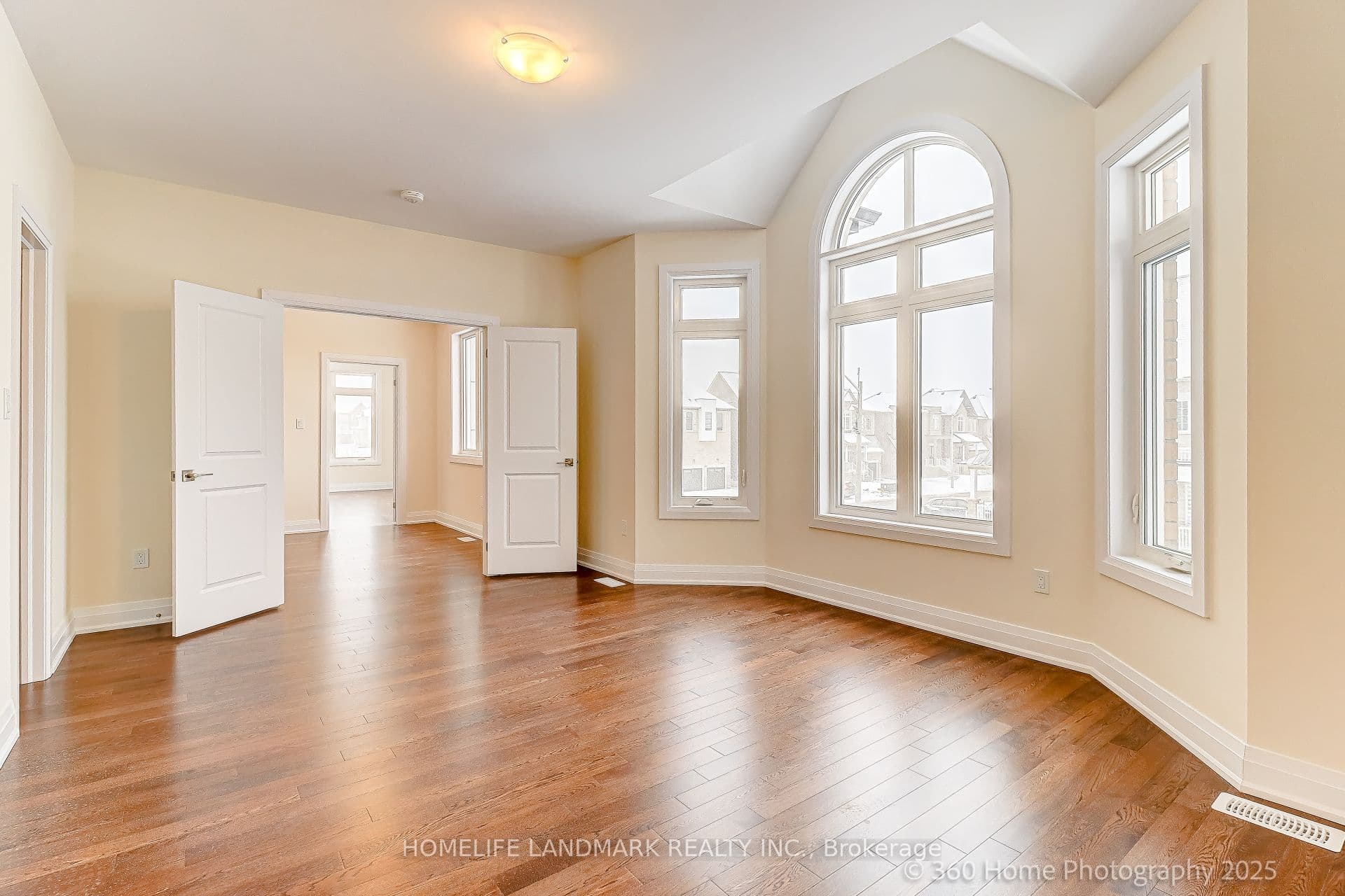 8 Mapleton Street — photo 18