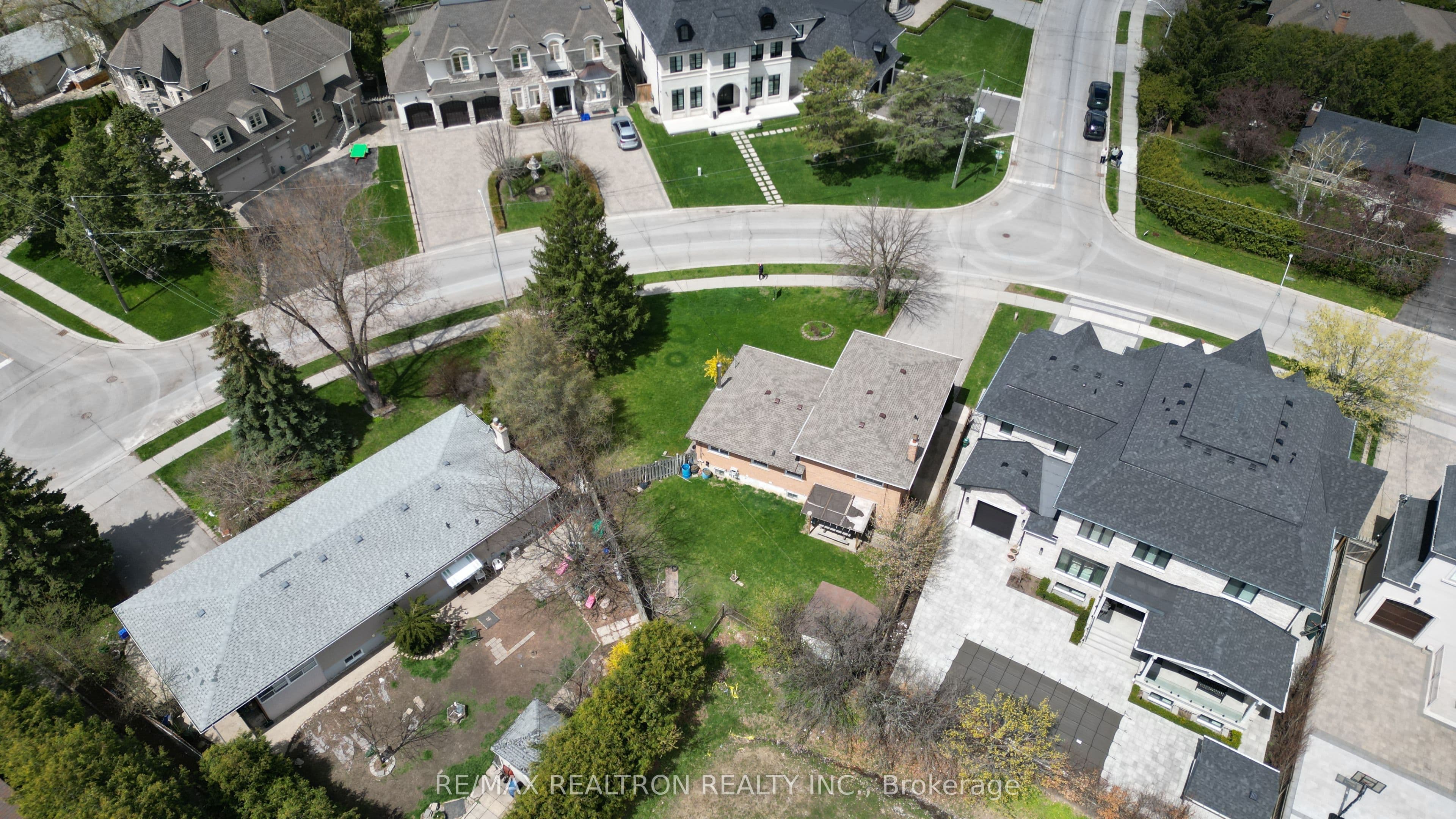 19 Claridge Drive — photo 19