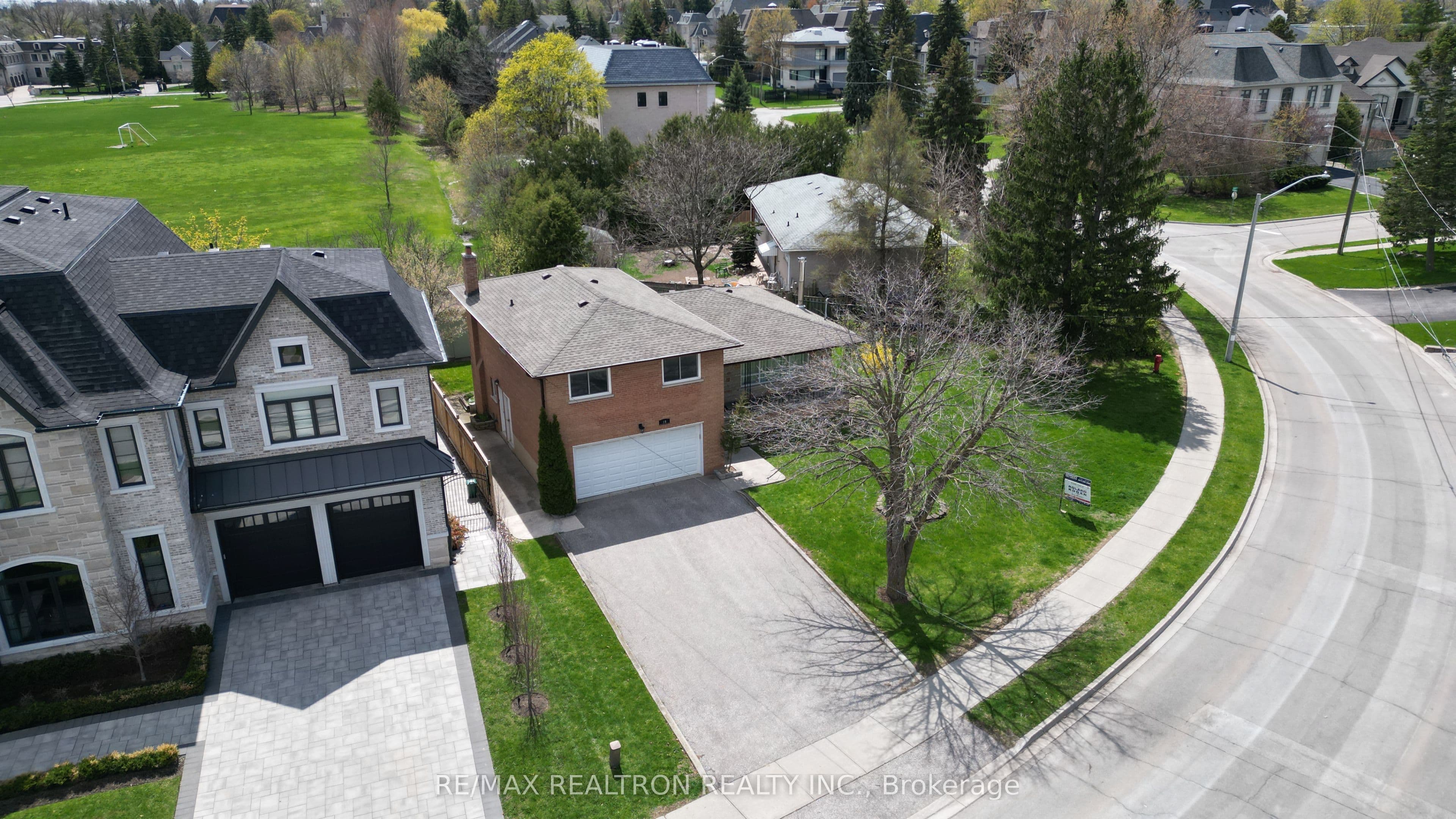 19 Claridge Drive — photo 17