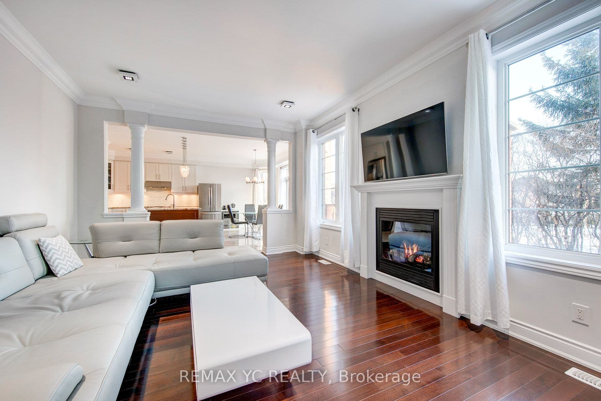 43 Laredo Drive — photo 24