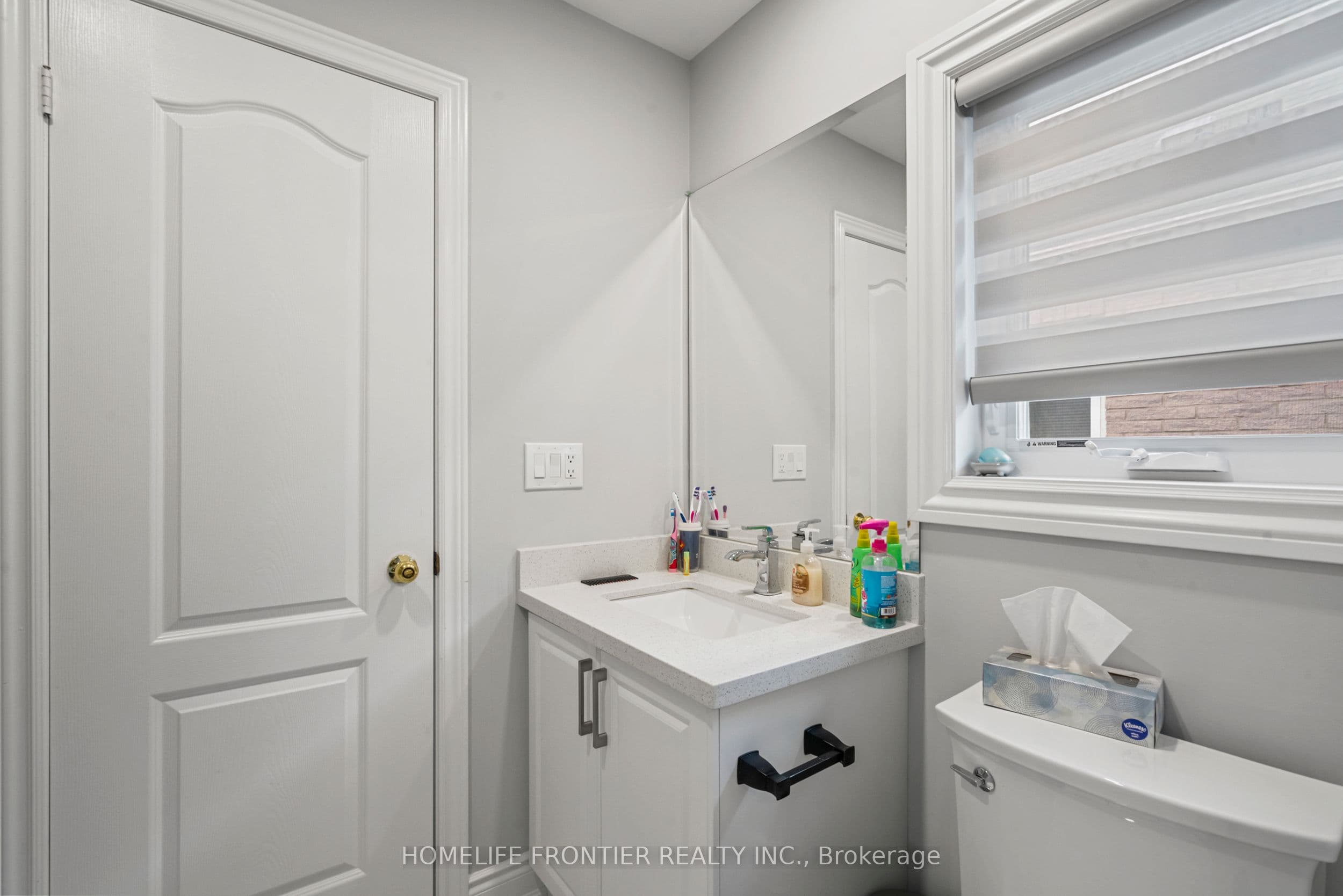 7 Edenbrook Crescent — photo 17