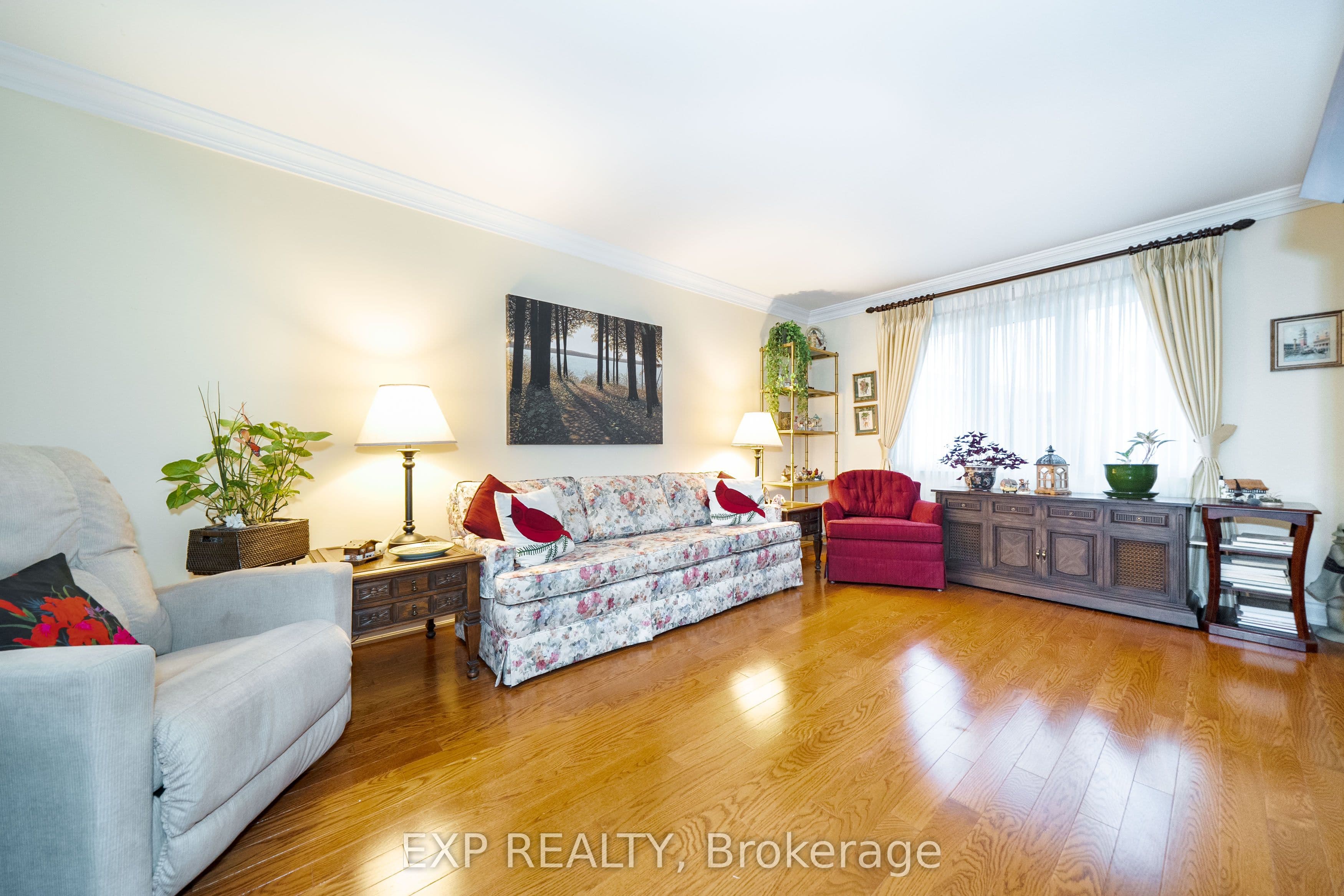 90 Brillinger Street — photo 36