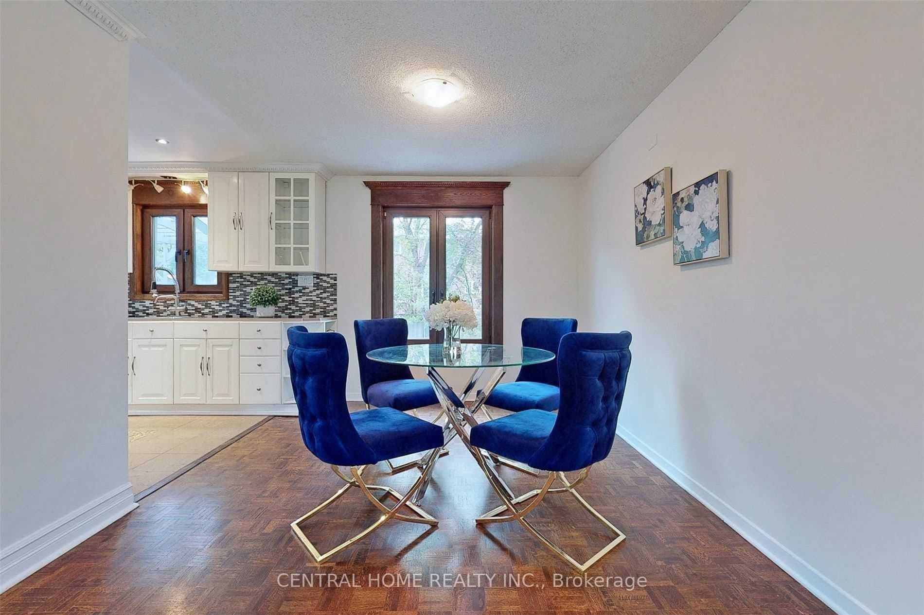 18 Mayvern Crescent — photo 16