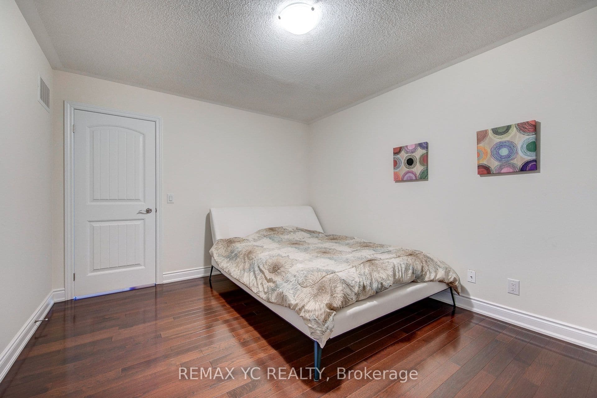 43 Laredo Drive — photo 44