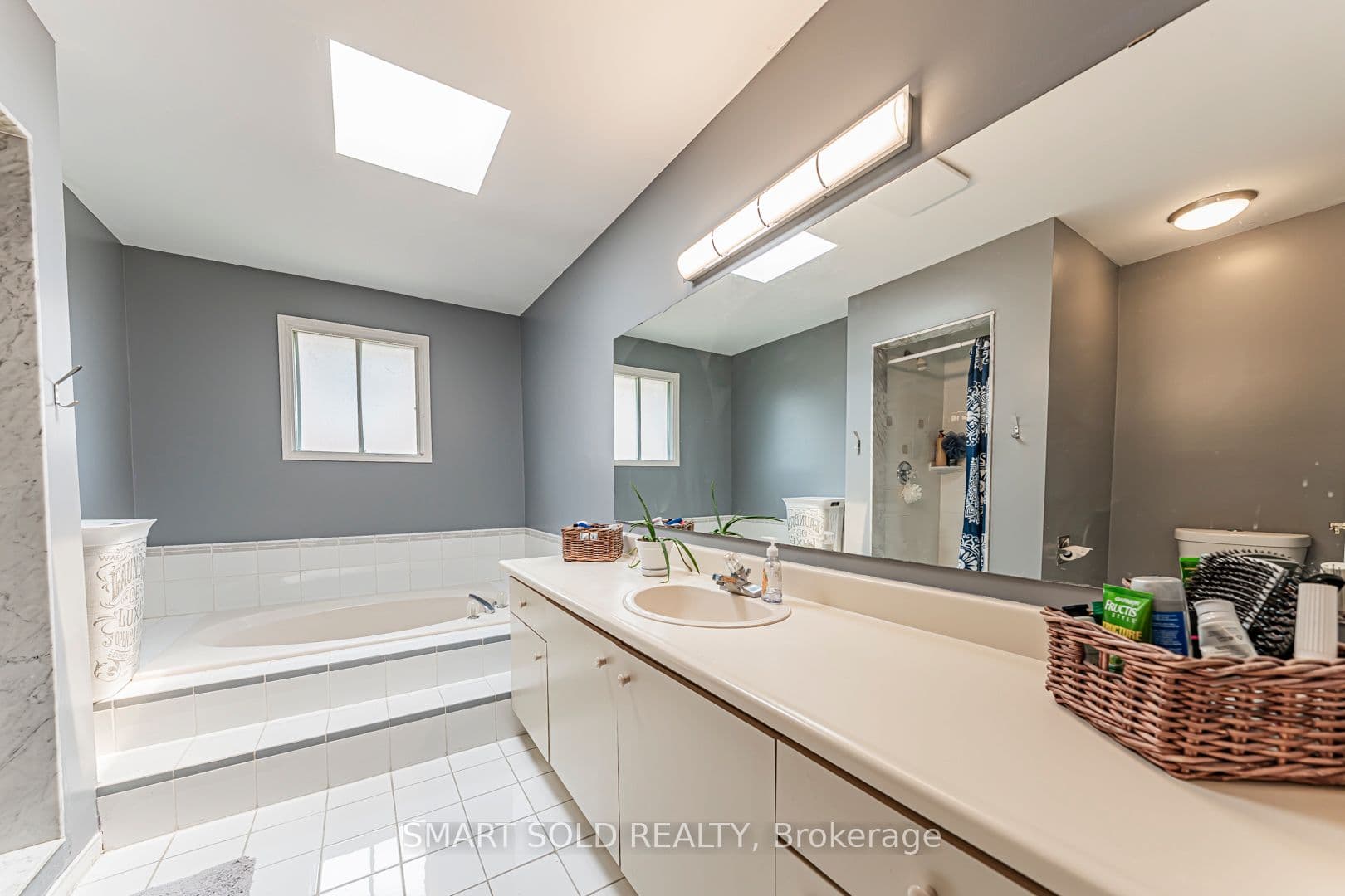 28 Westminster Drive — photo 21