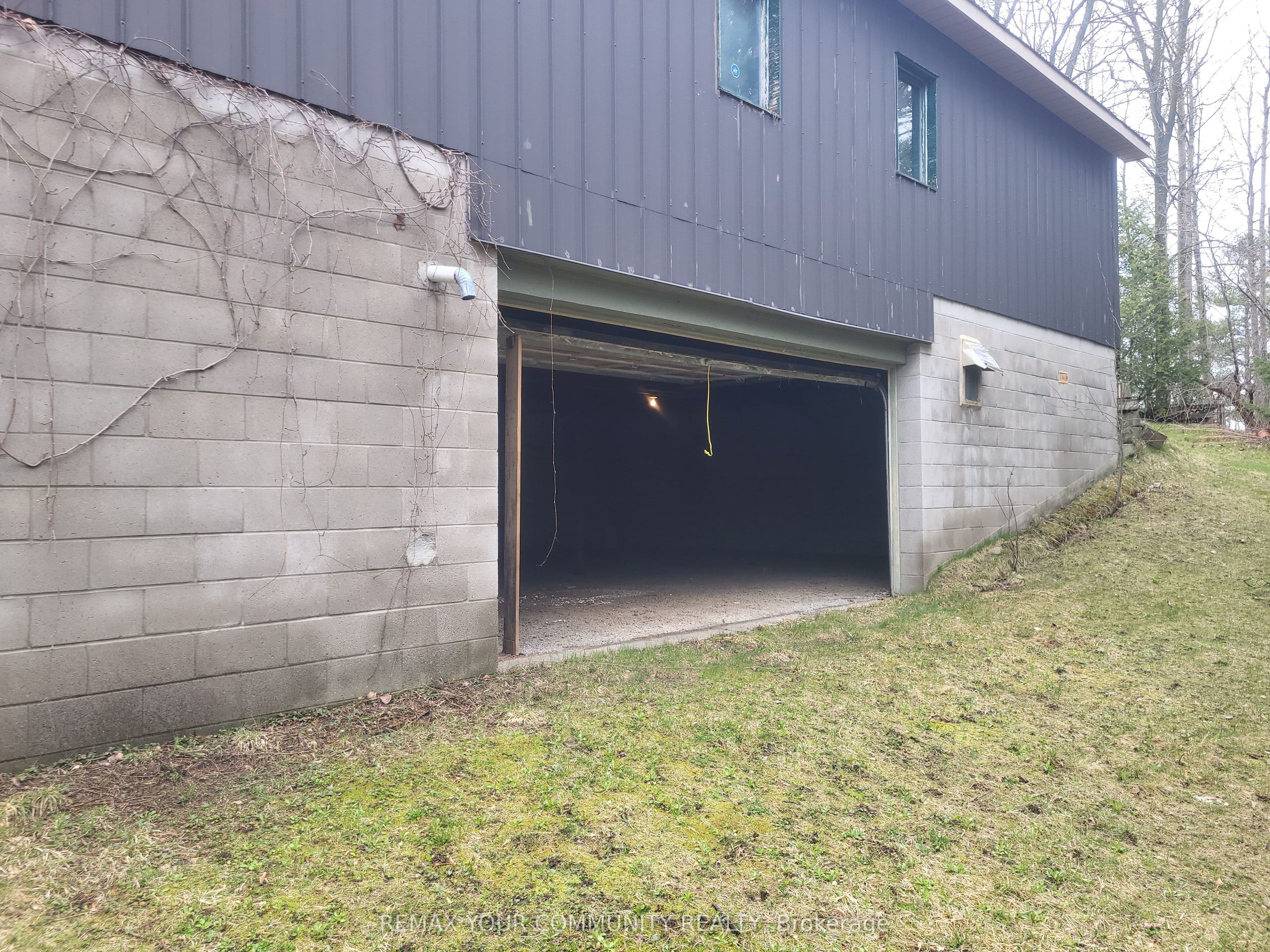 11419 Bathurst Street — photo 40