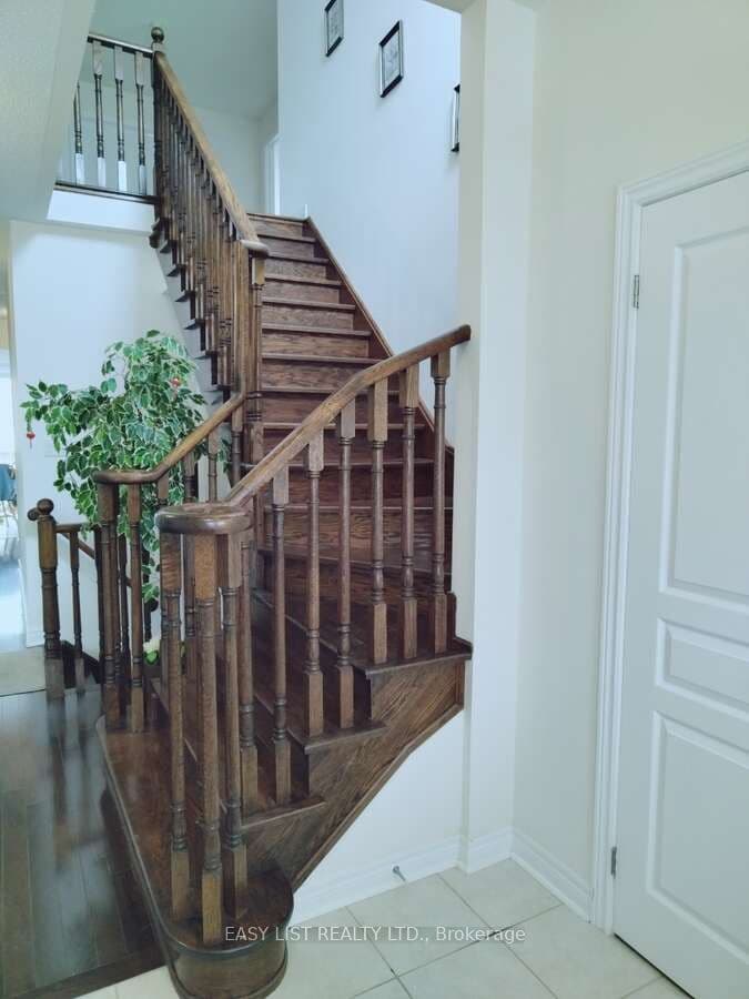 16 Grovewood Street — photo 12