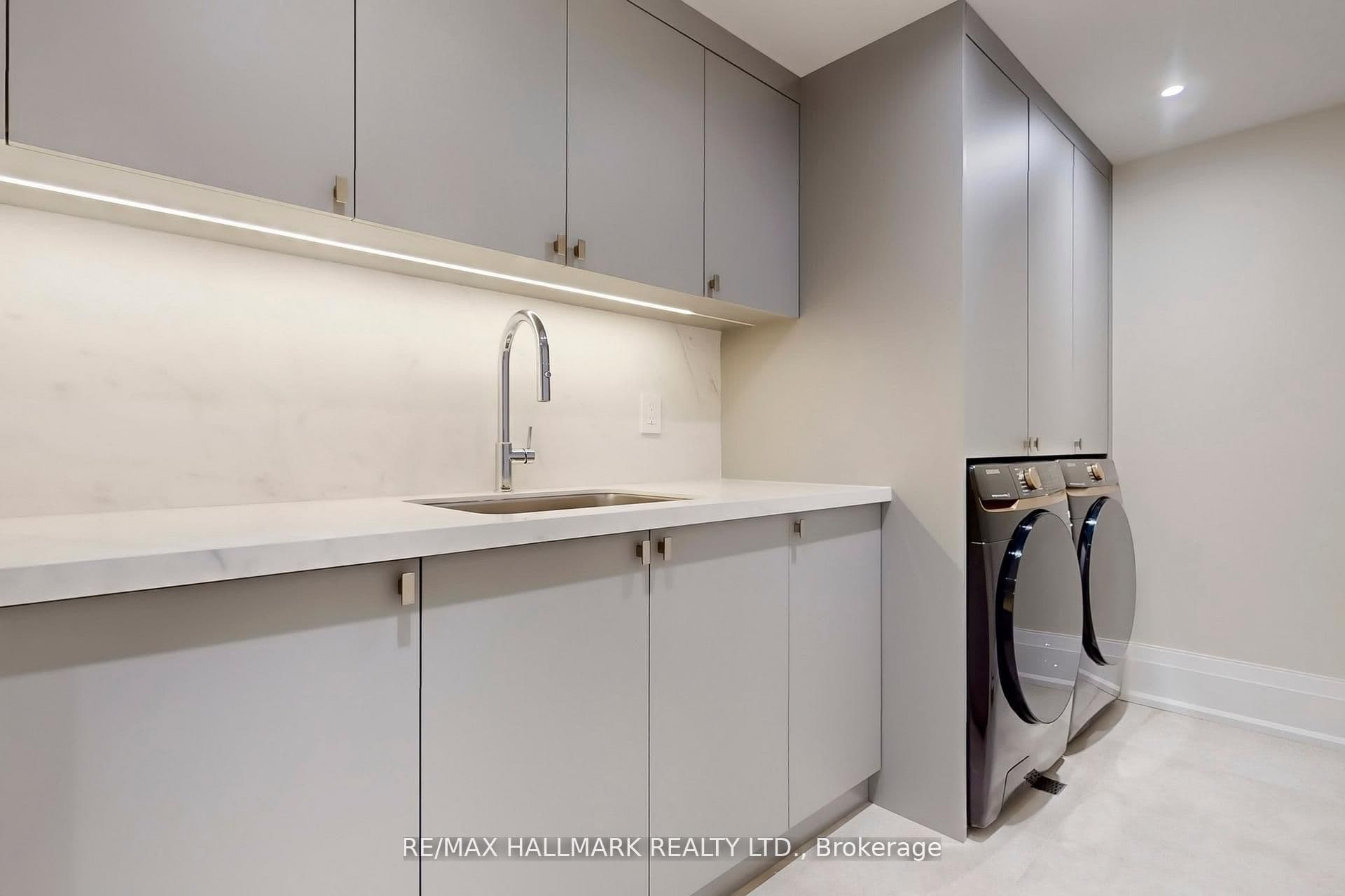 152 Olde Bayview Avenue — photo 39