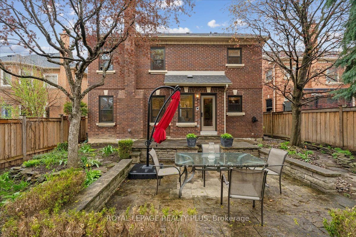 34 THEOBALDS Circle — photo 40