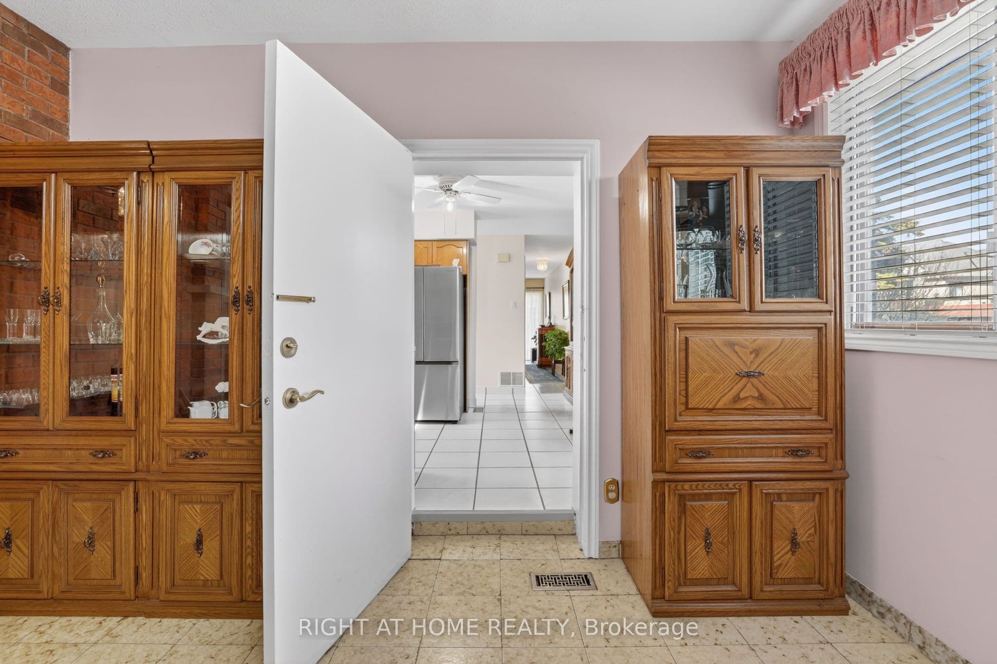 56 Birch Avenue — photo 29