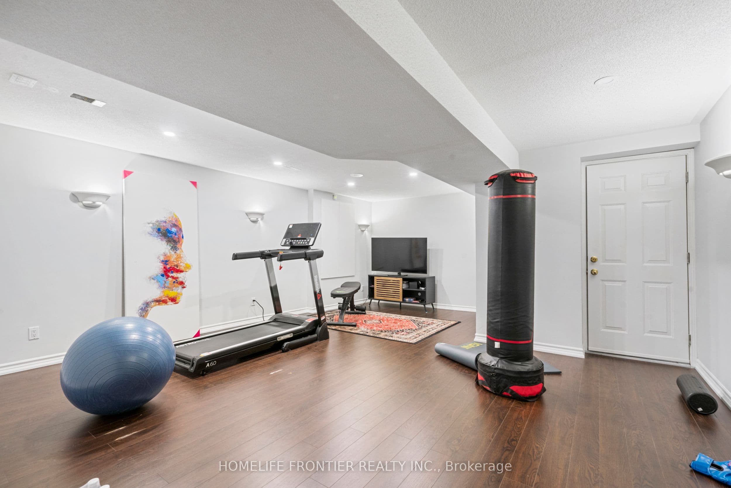 7 Edenbrook Crescent — photo 30