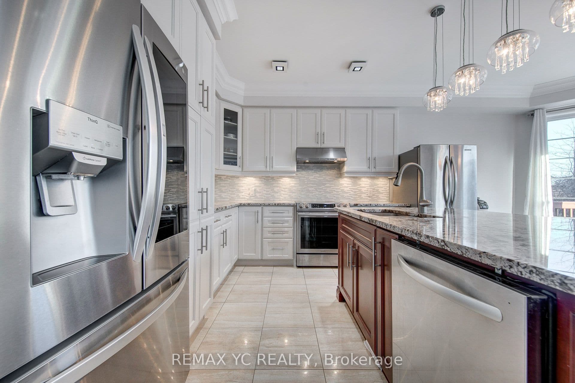 43 Laredo Drive — photo 16