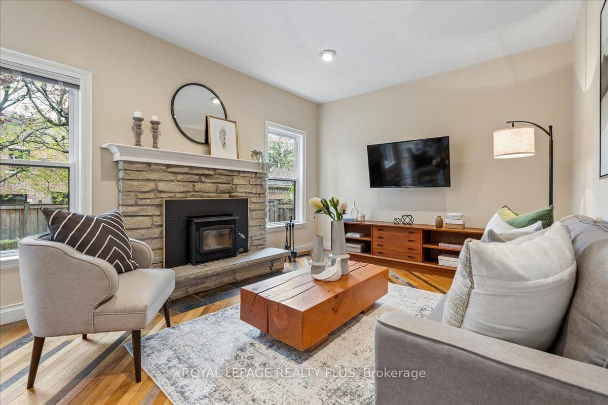34 THEOBALDS Circle — photo 13