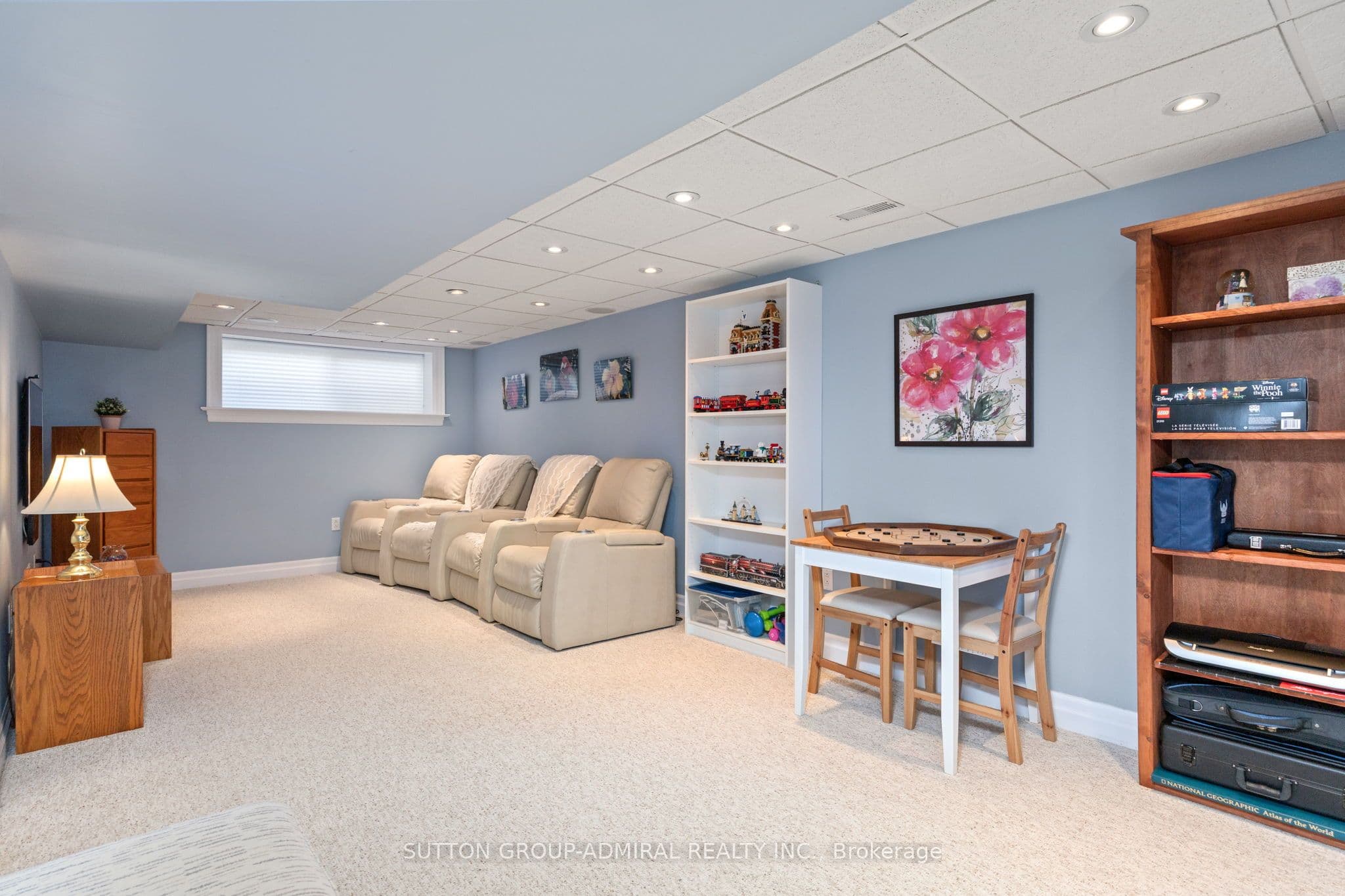 54 Starlight Crescent — photo 37