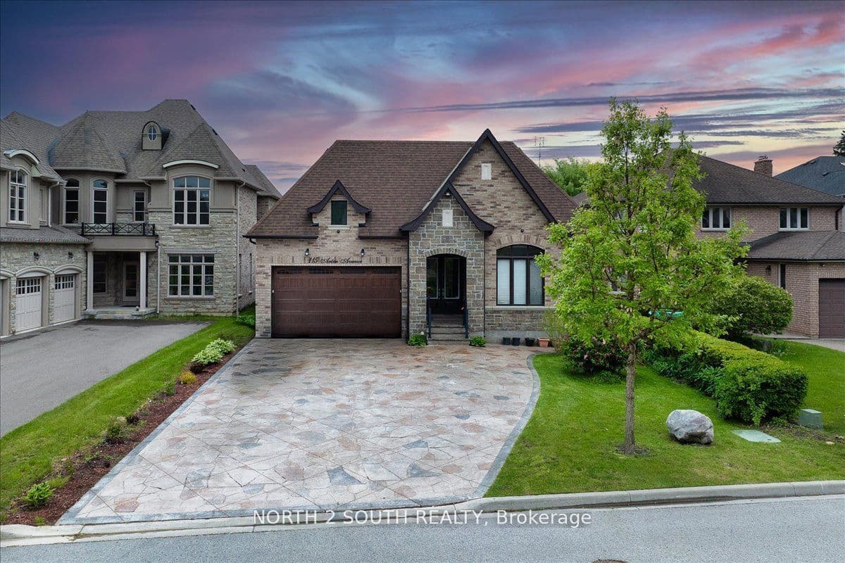 115 Arten Avenue, Richmond Hill
