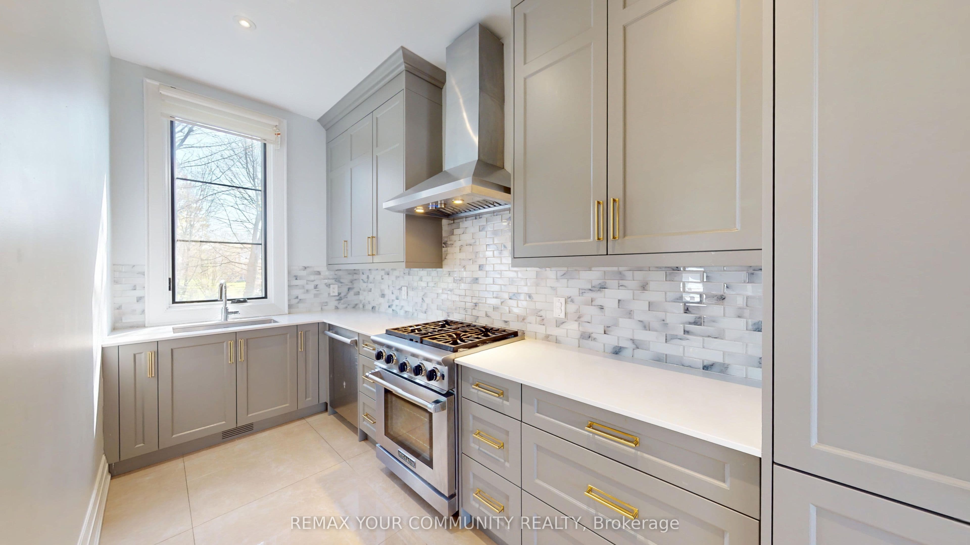19 Blyth Street — photo 23
