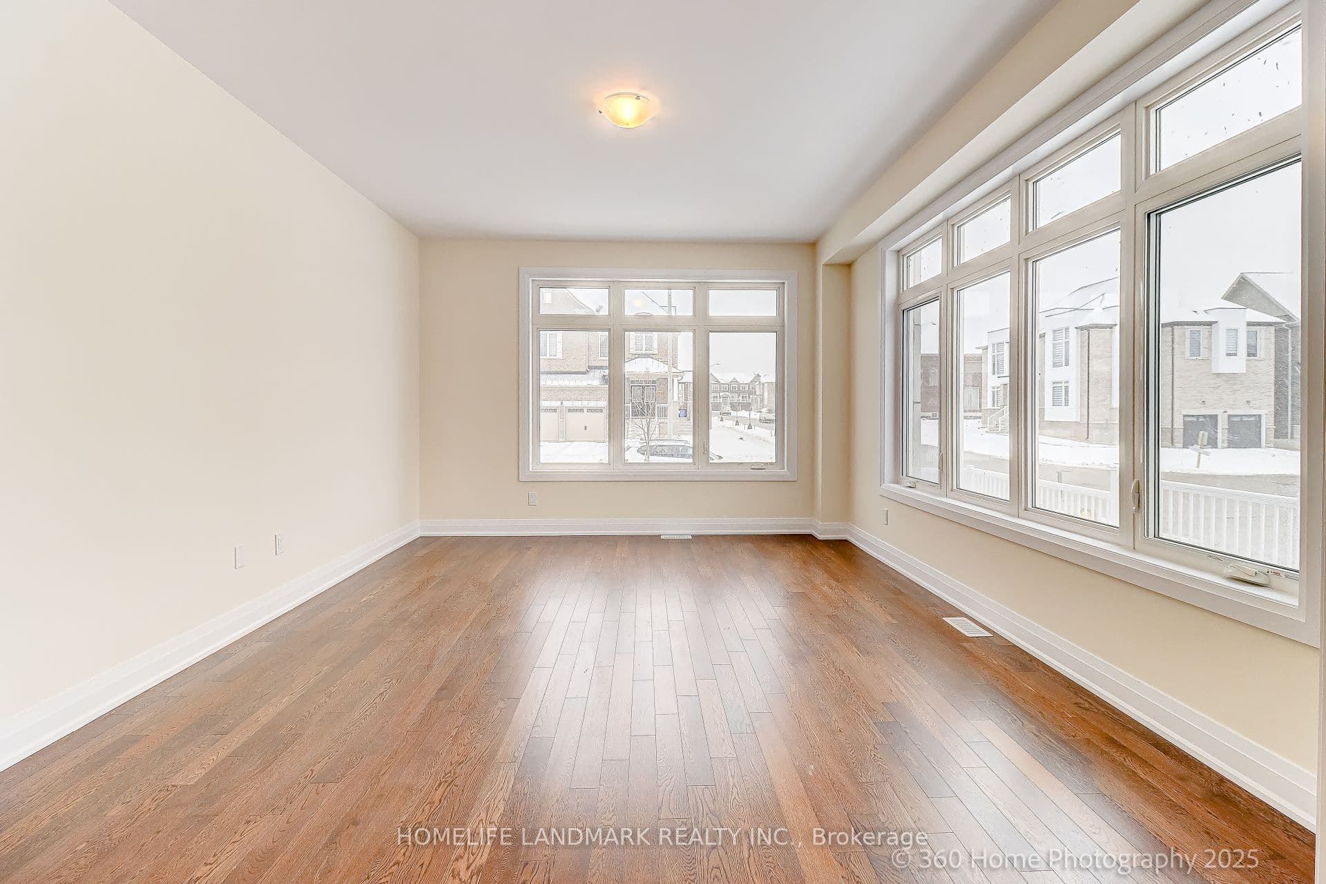 8 Mapleton Street — photo 5