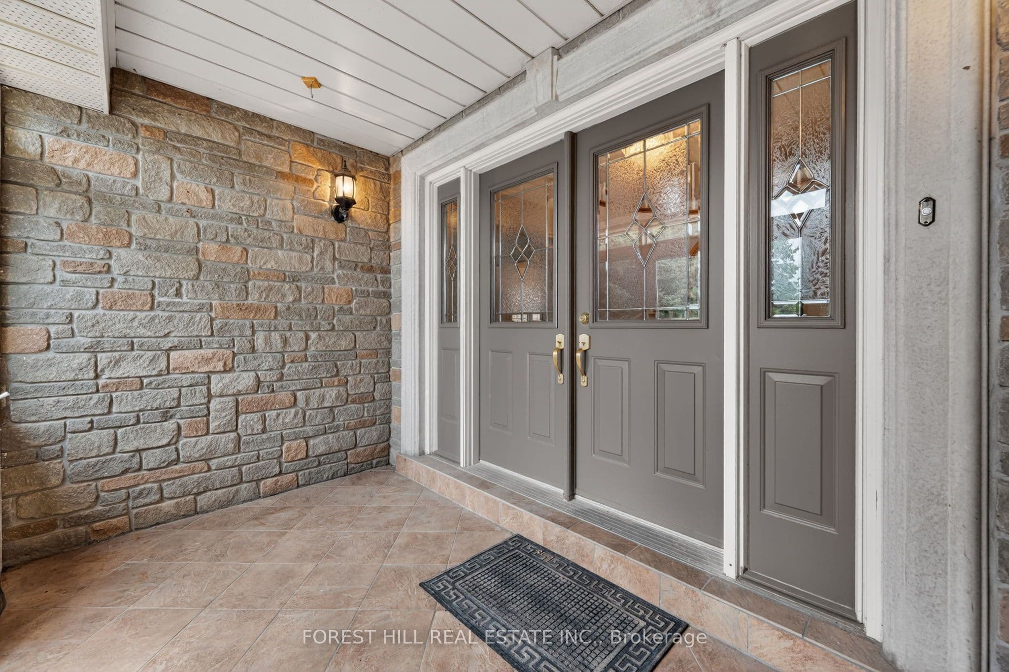 10601 Bathurst Street — photo 4