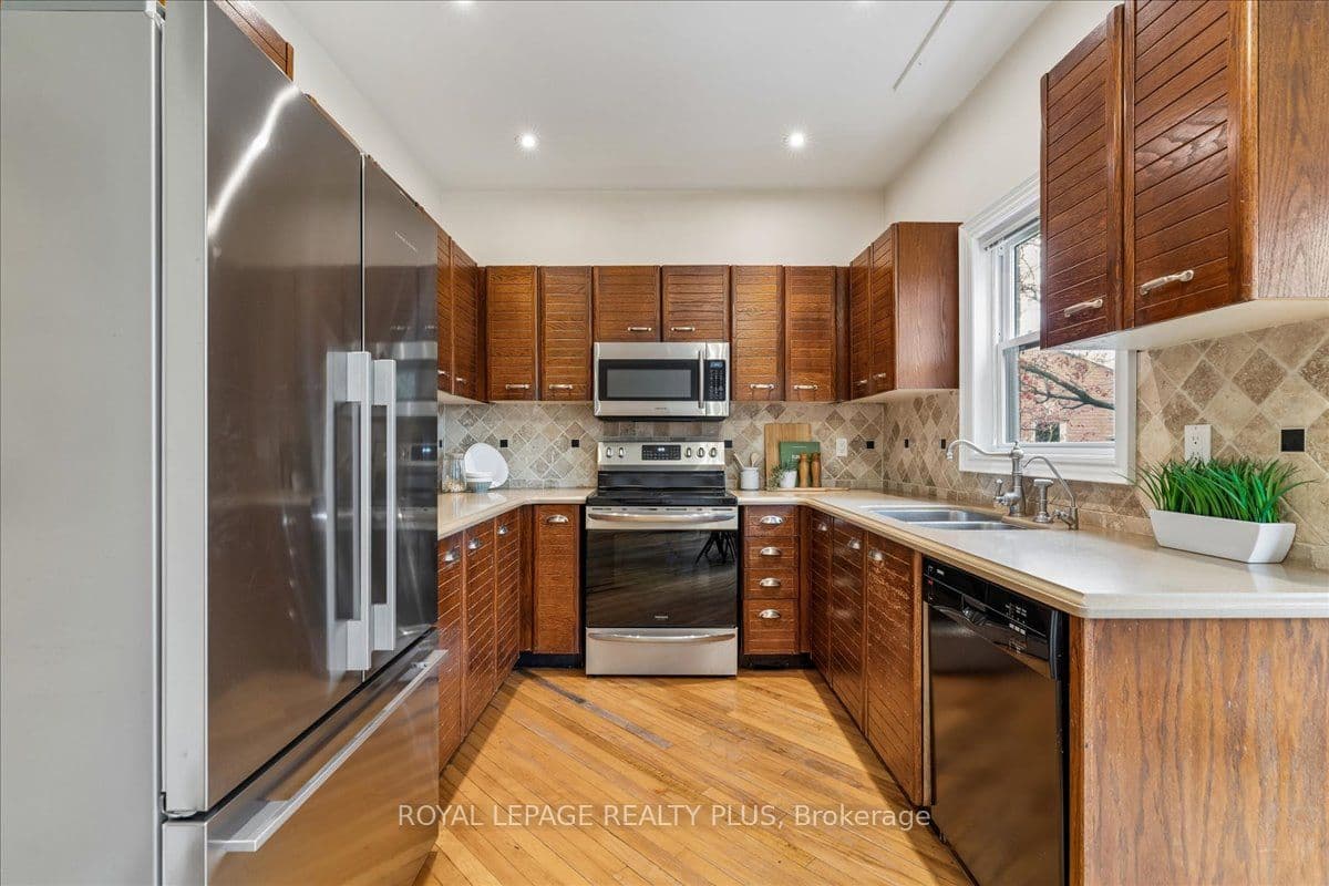 34 THEOBALDS Circle — photo 18