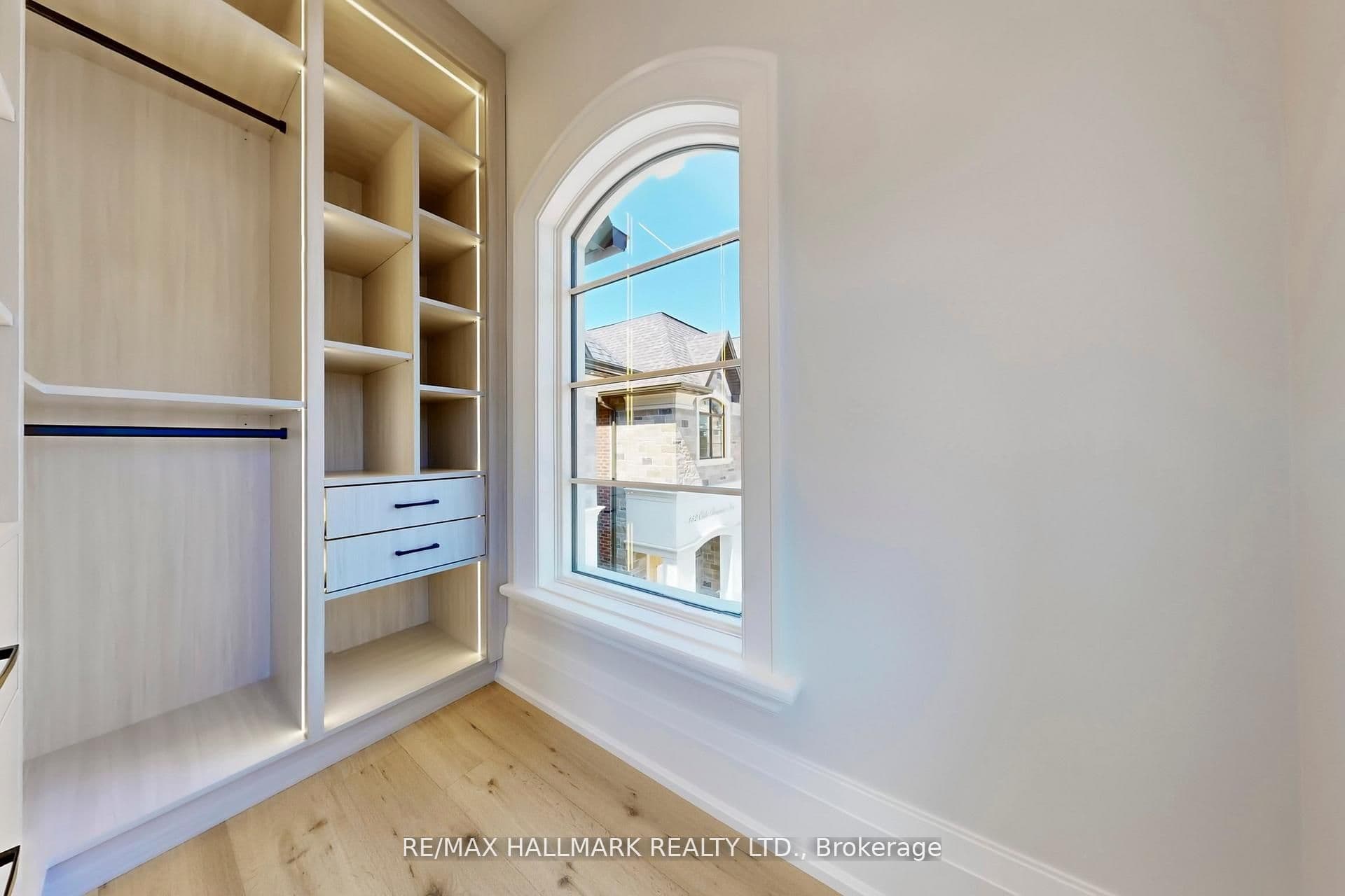 152 Olde Bayview Avenue — photo 26