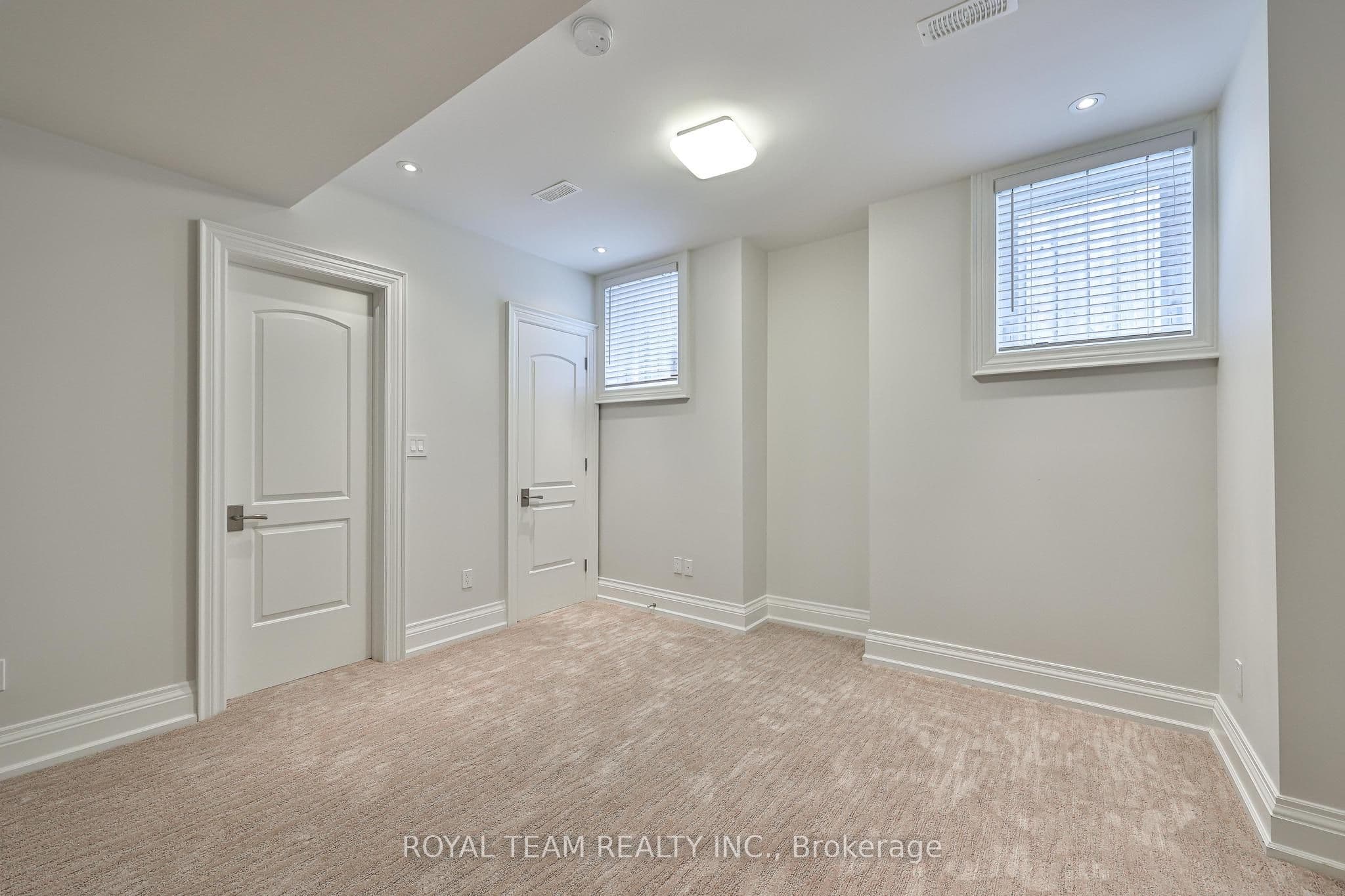 130 Elmwood Avenue — photo 47