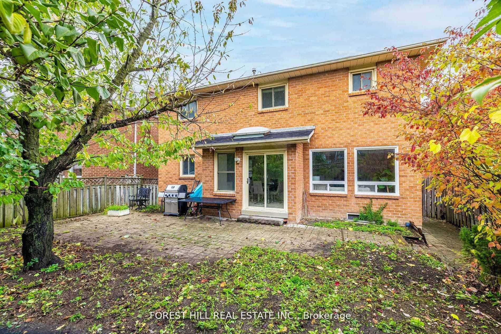 51 Briggs Avenue — photo 31