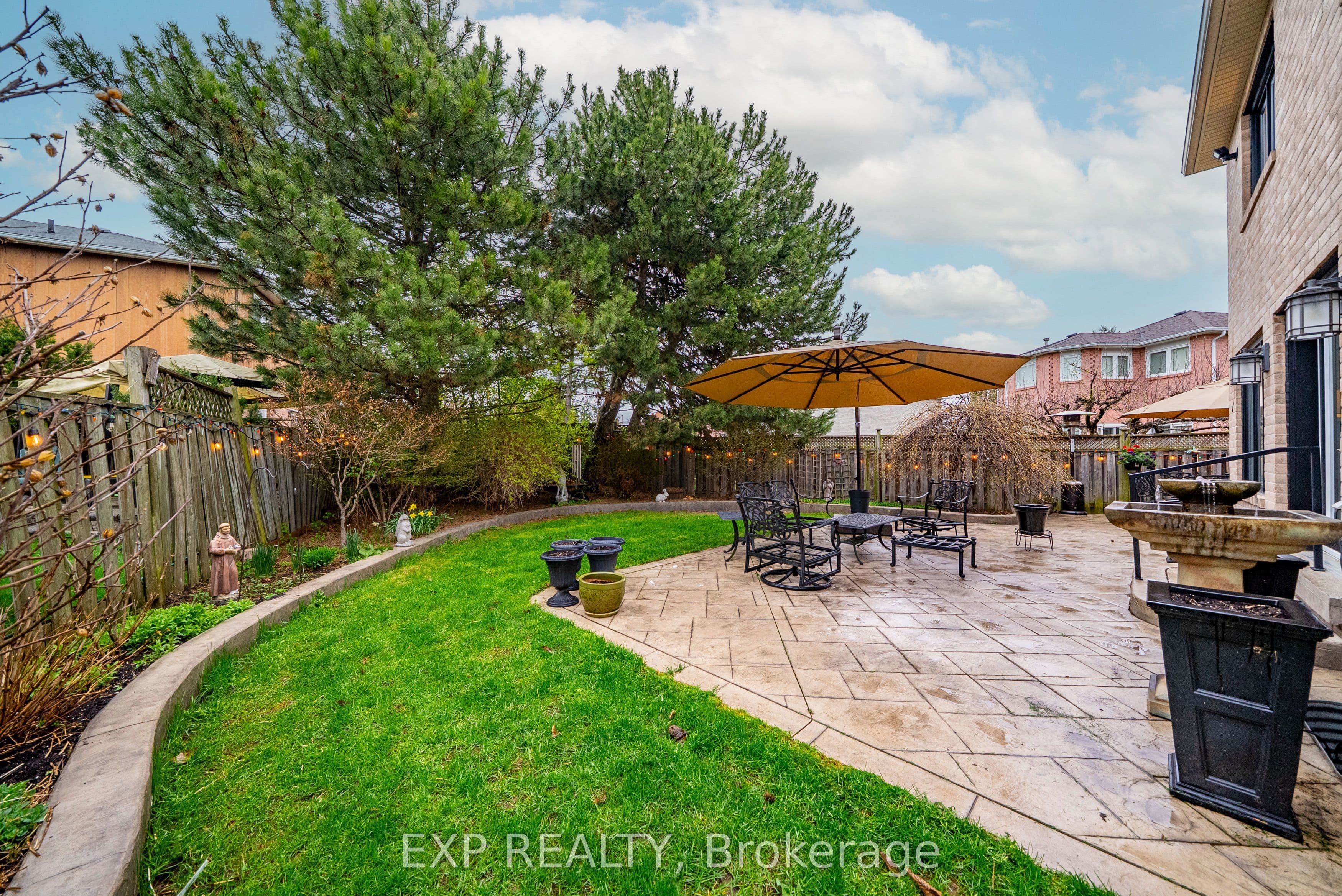 90 Brillinger Street — photo 44