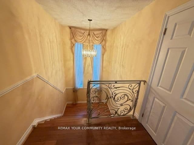19 Roosevelt Drive — photo 17