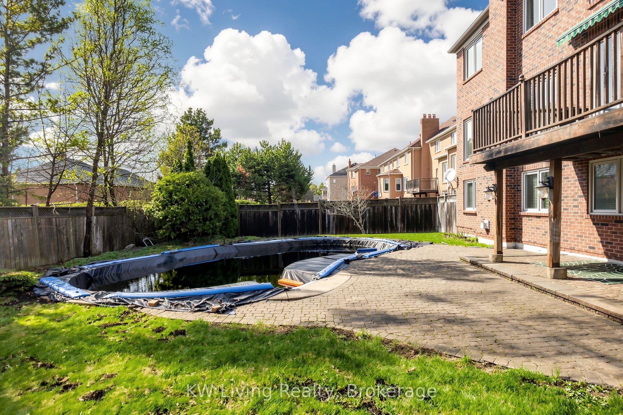 22 Ava Crescent — photo 45