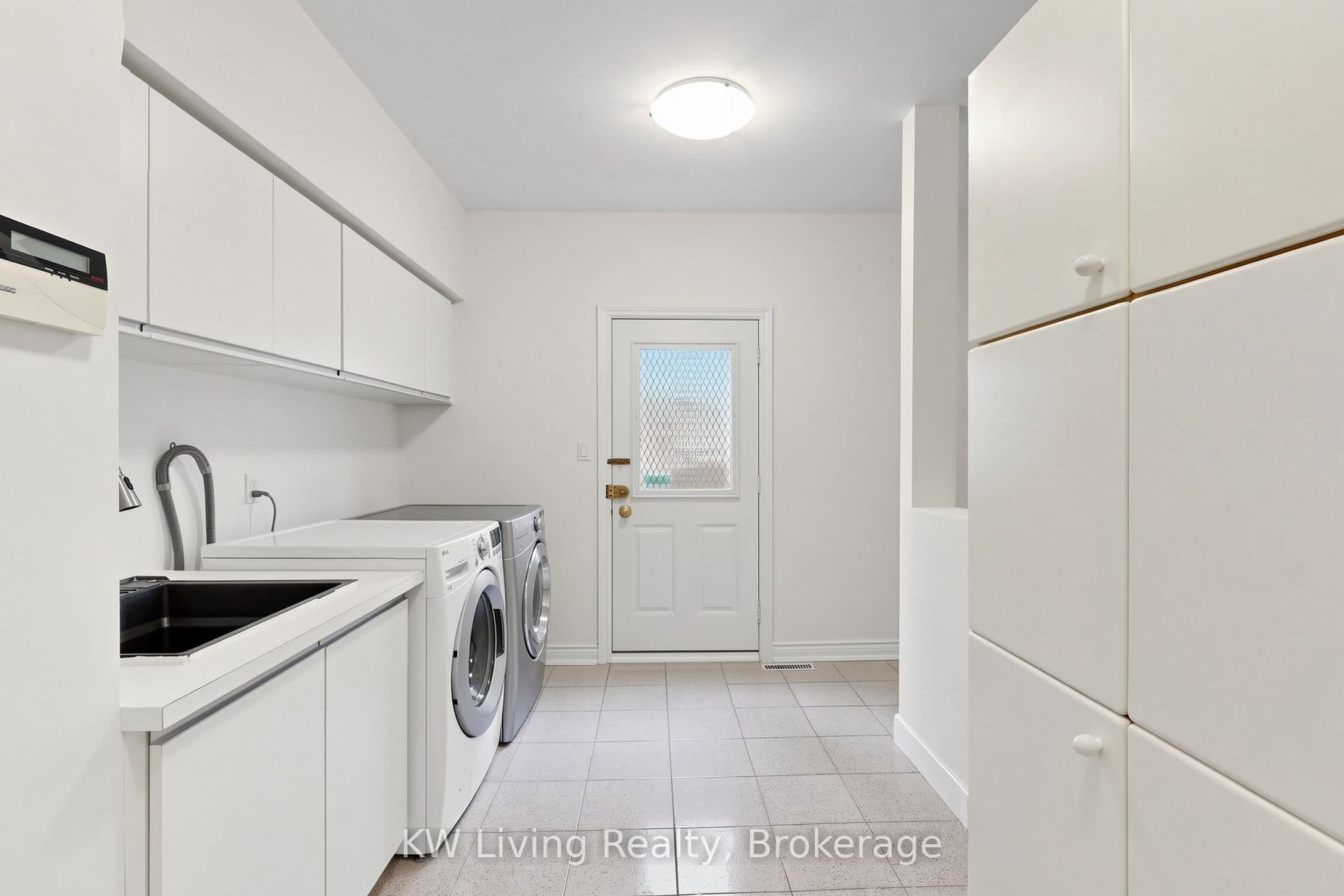 22 Ava Crescent — photo 19