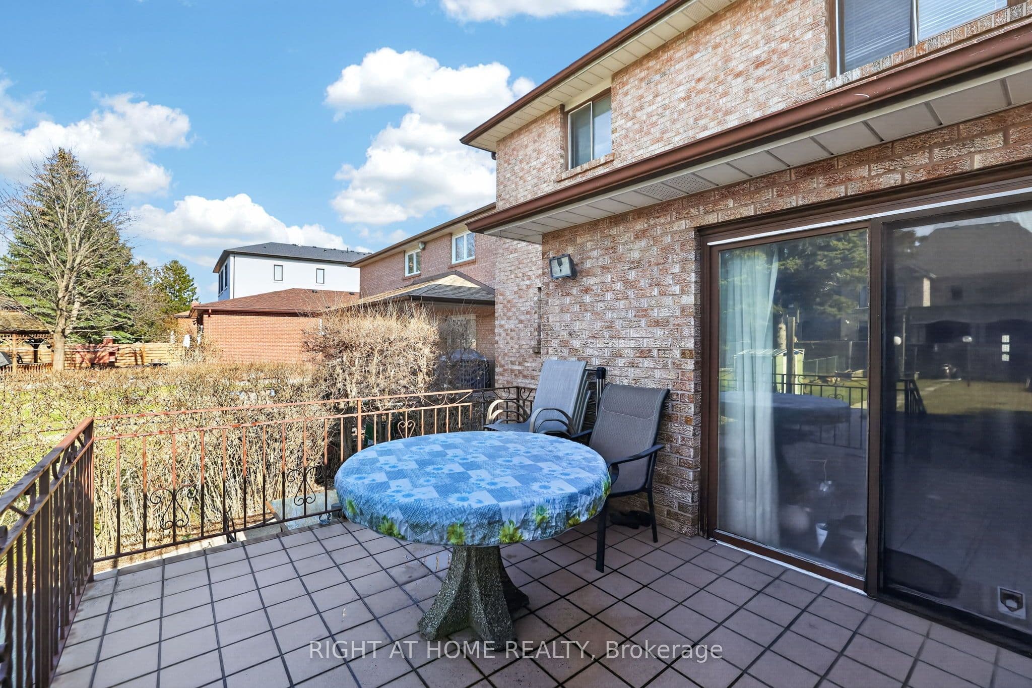 56 Birch Avenue — photo 34