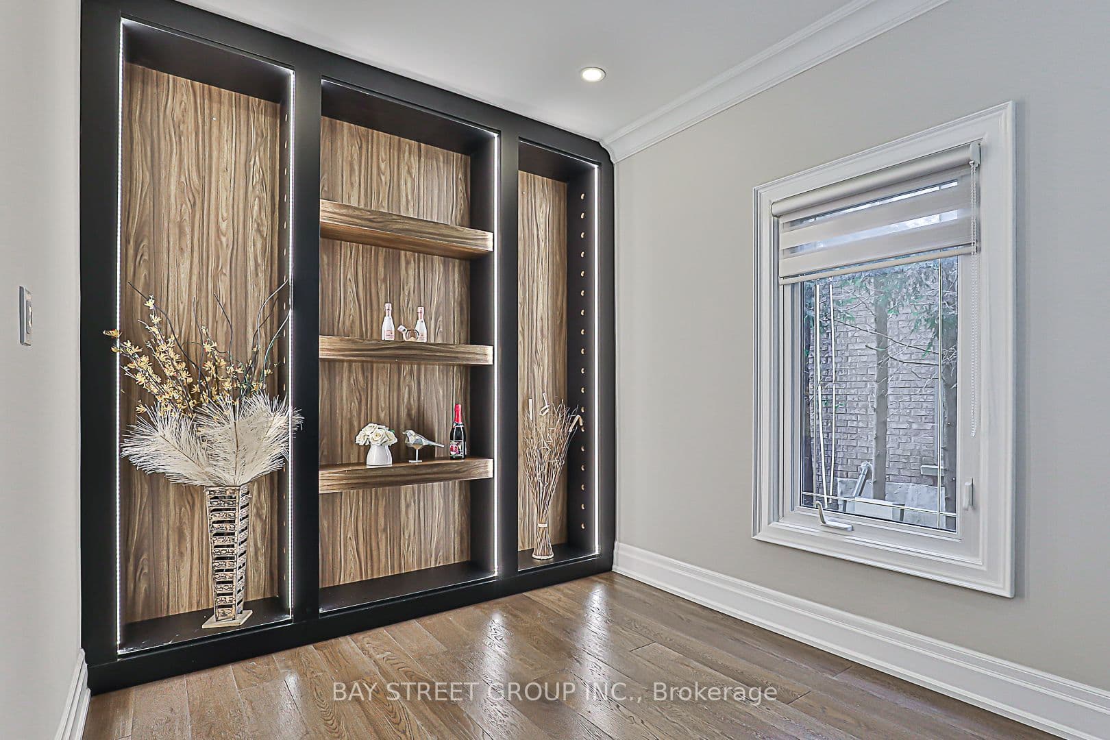 11 Gatcombe Circle — photo 14