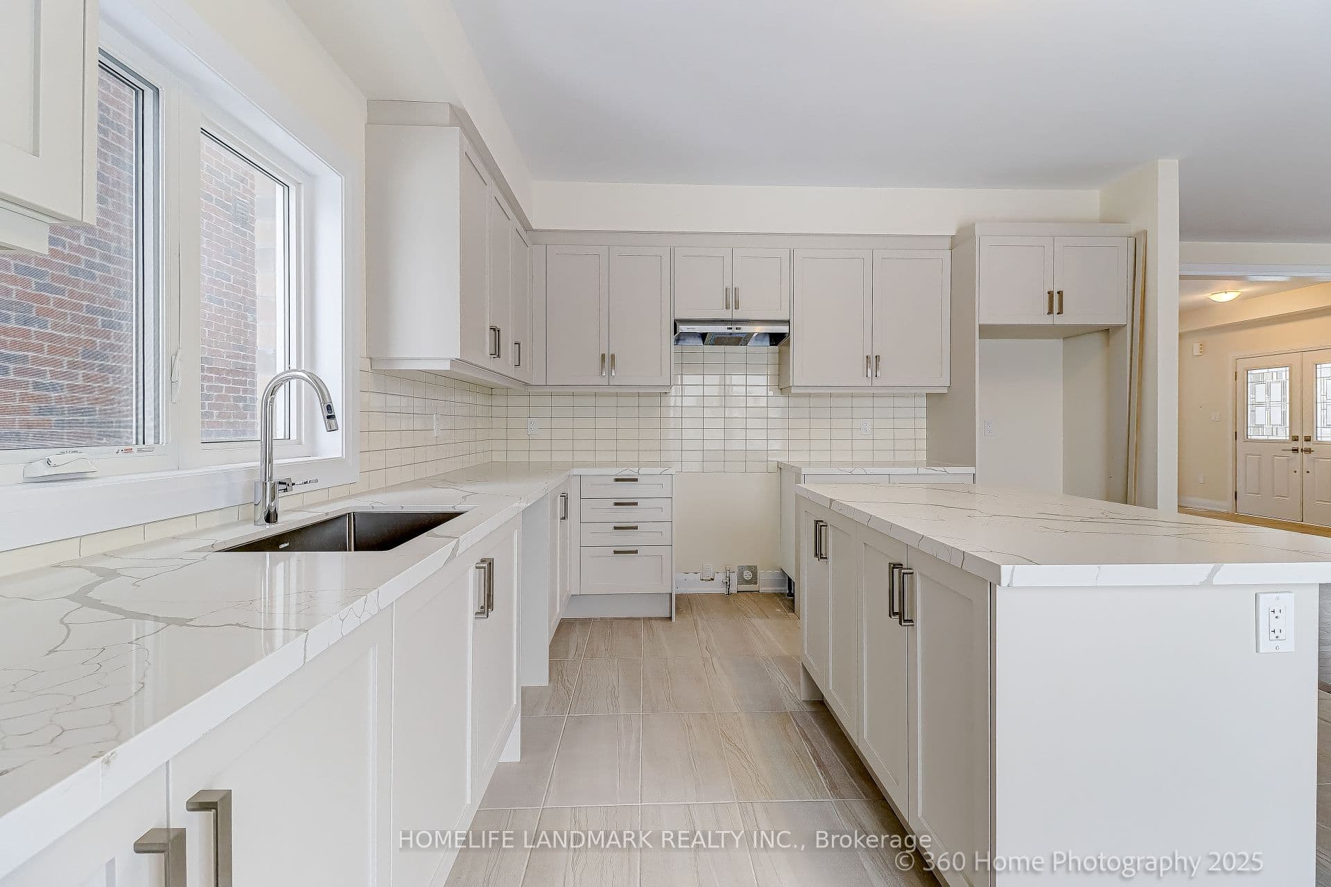 8 Mapleton Street — photo 7