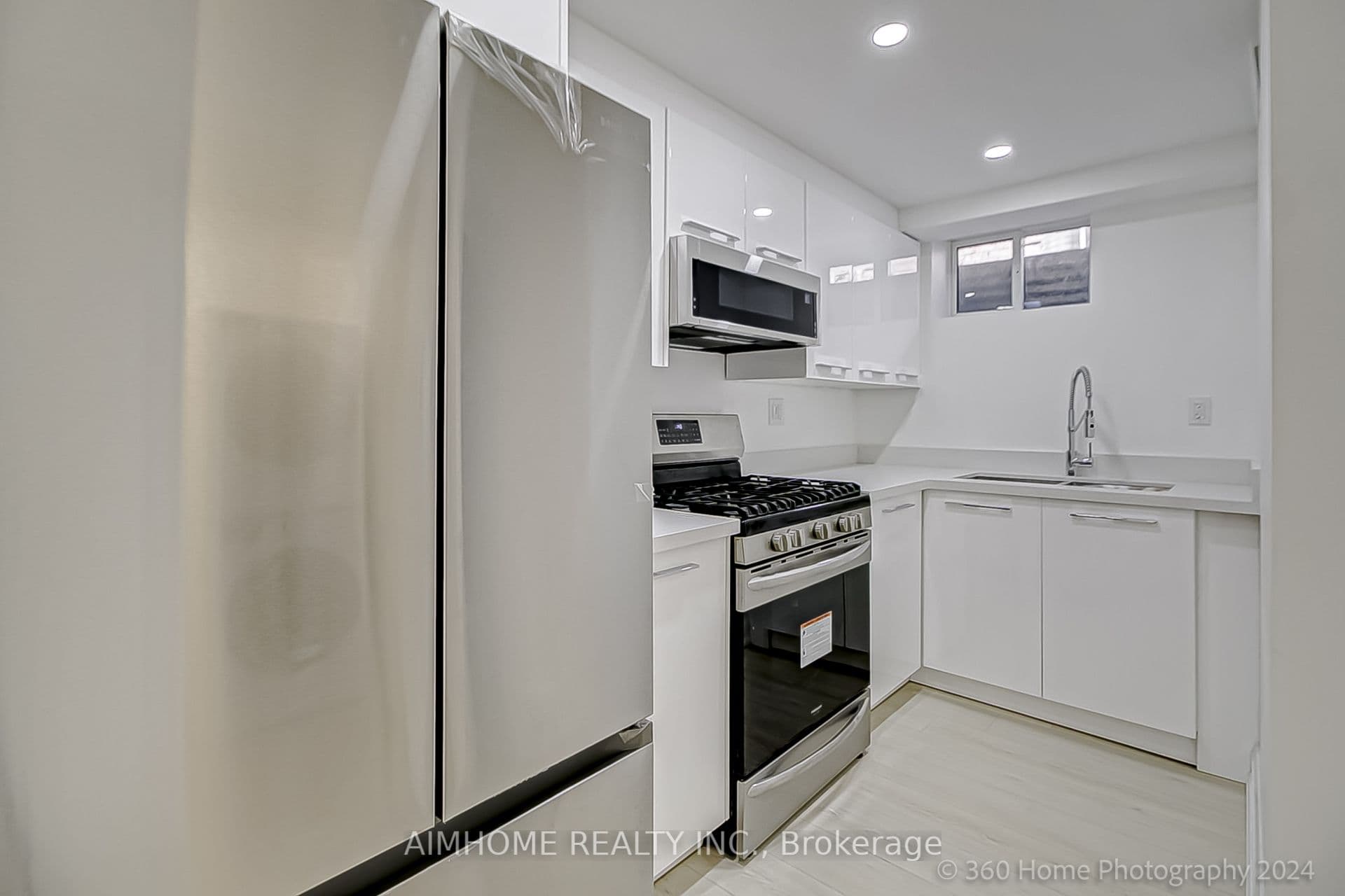 179 Oxford Street — photo 40