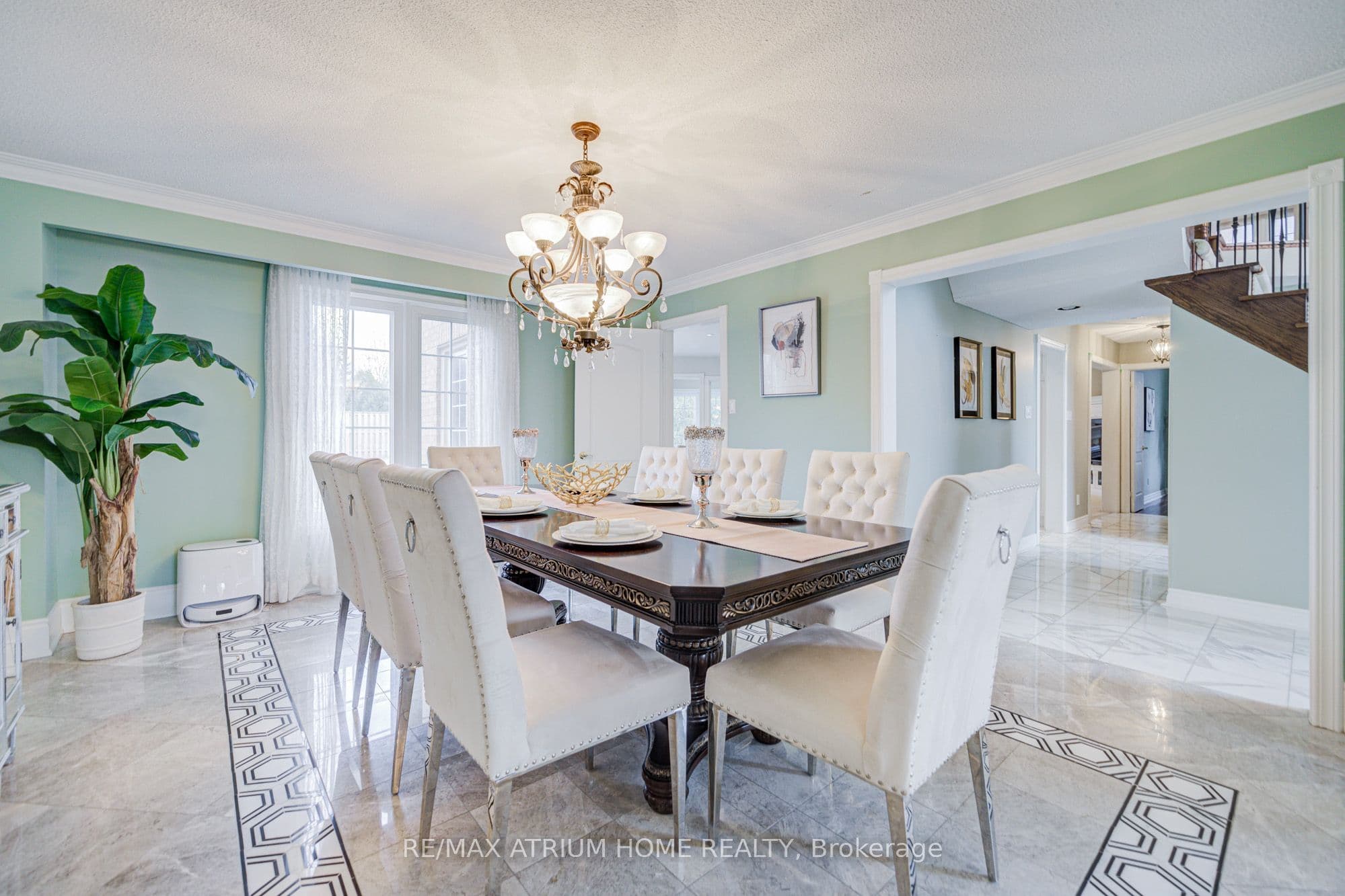 70 Strathearn Avenue — photo 7