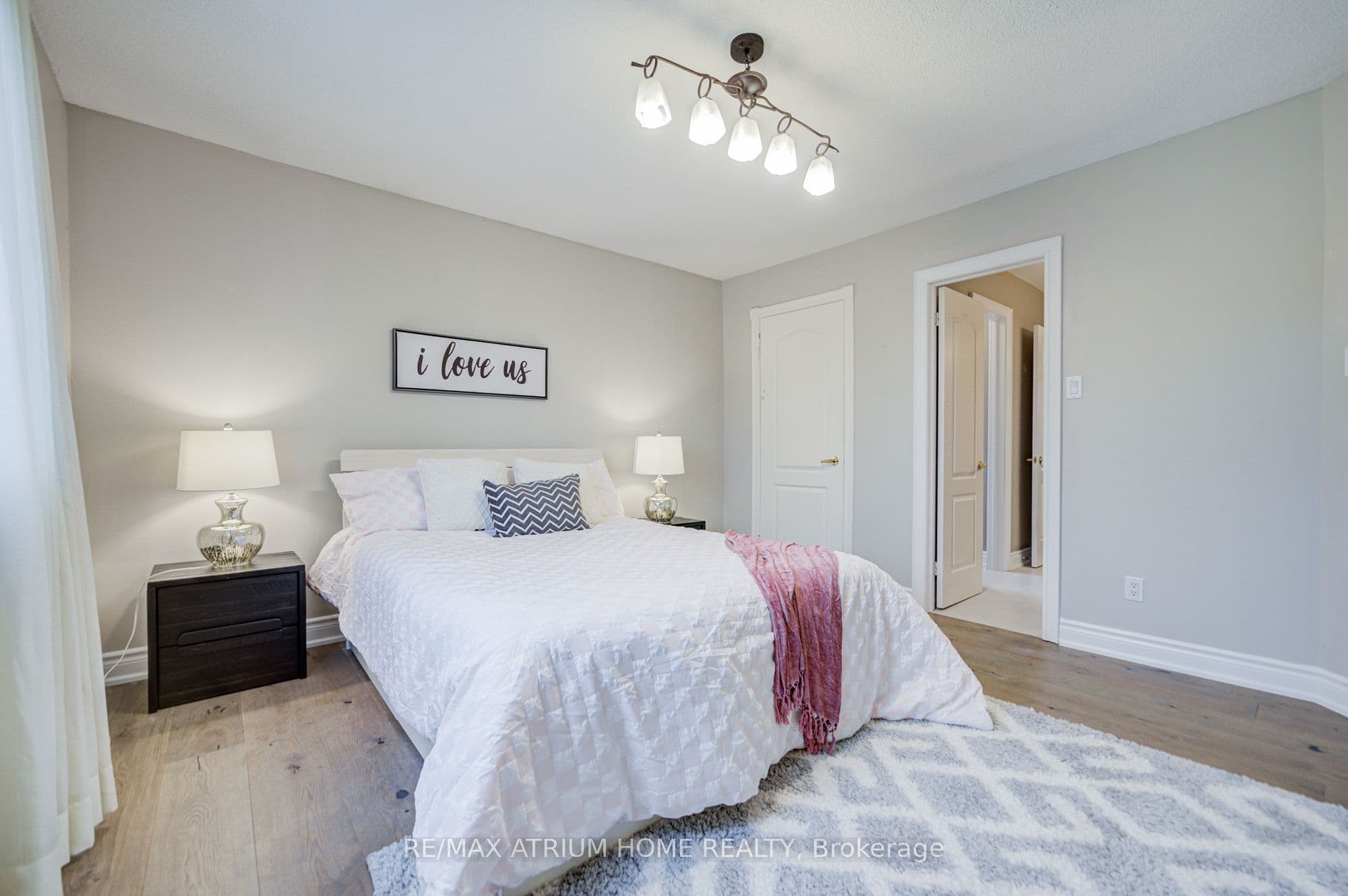 70 Strathearn Avenue — photo 32