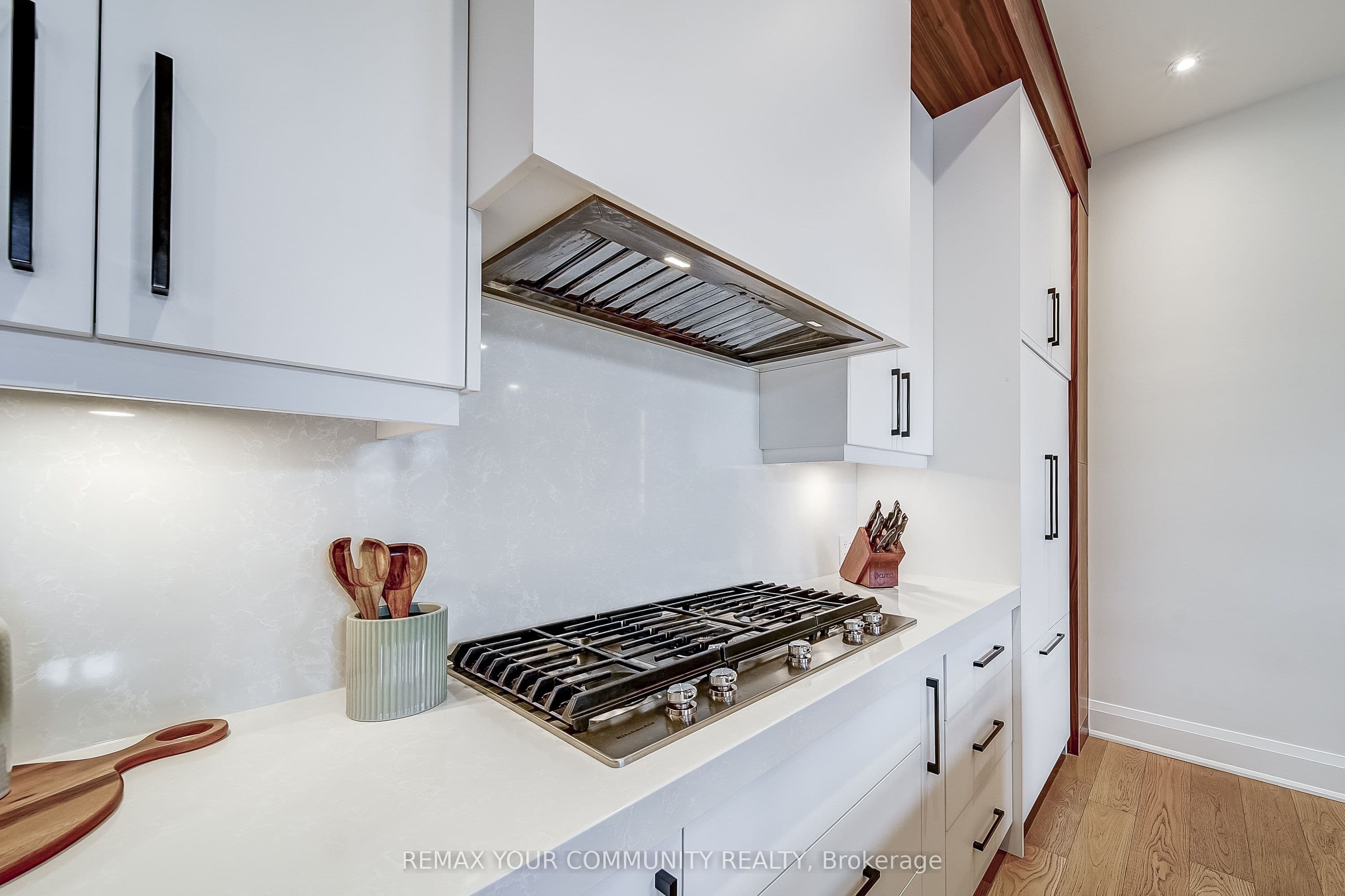 116 Lucas Street — photo 16