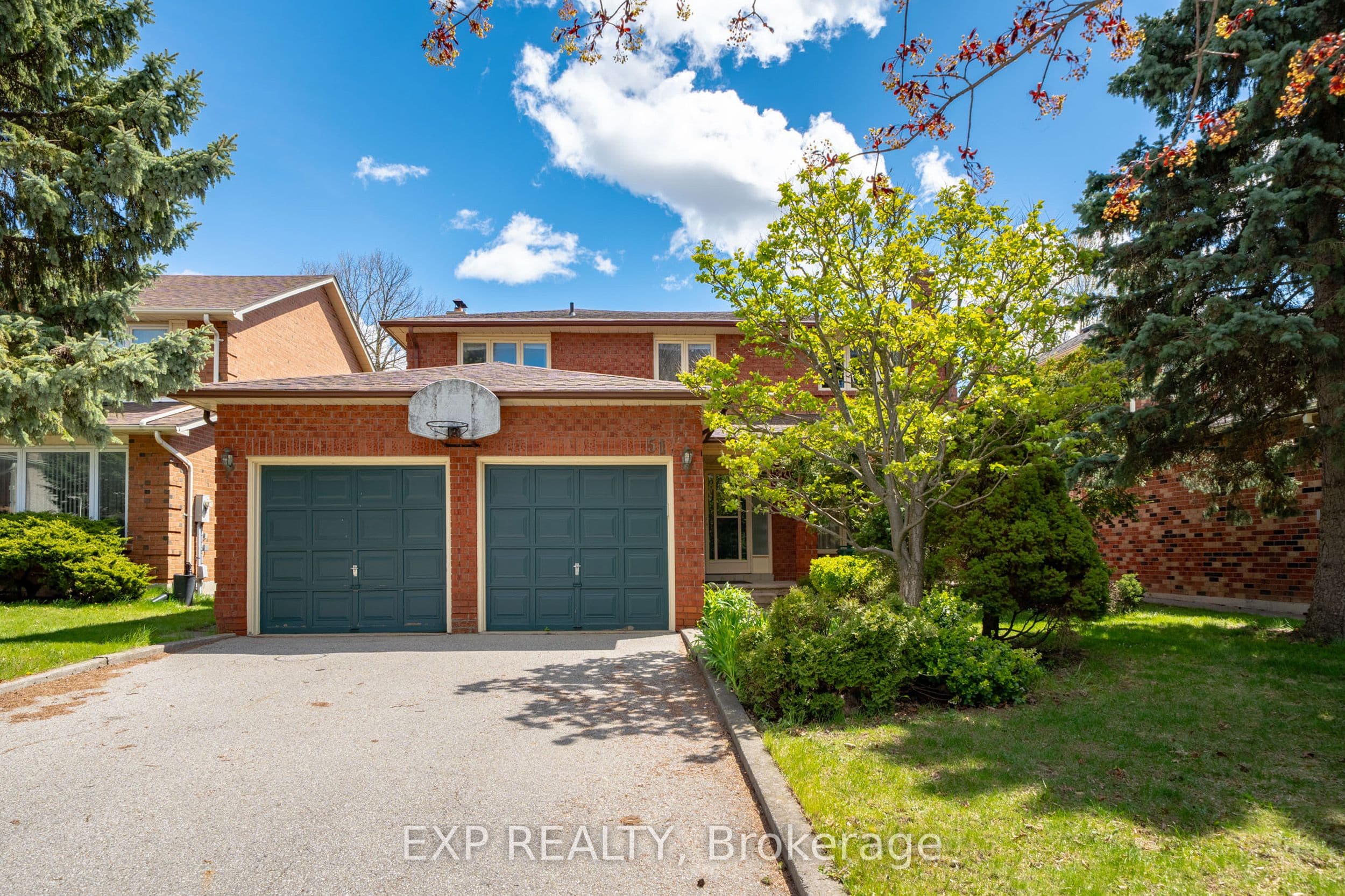 51 Sanderson Crescent — photo 7