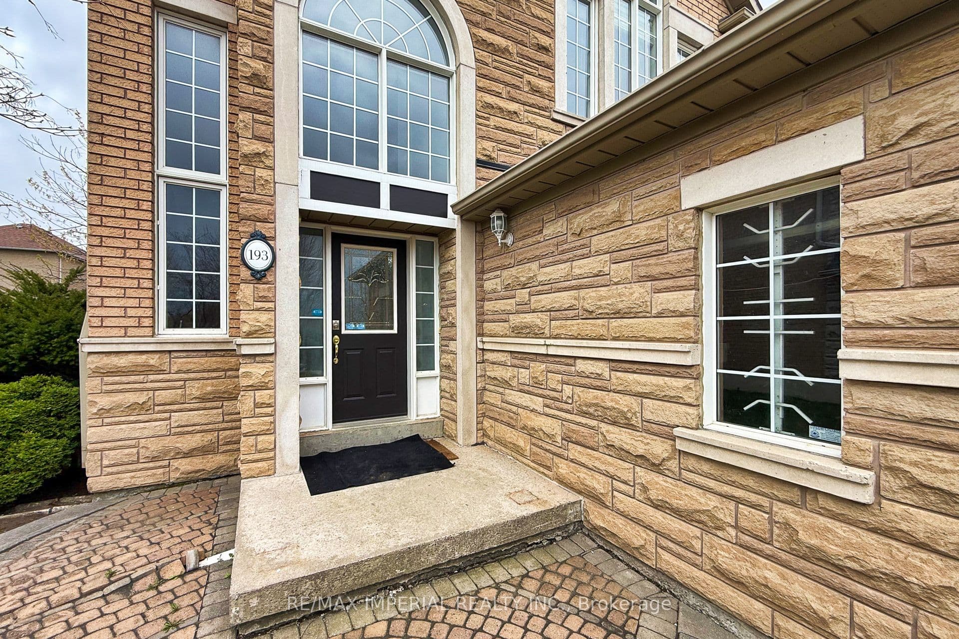 193 Redstone Road — photo 4