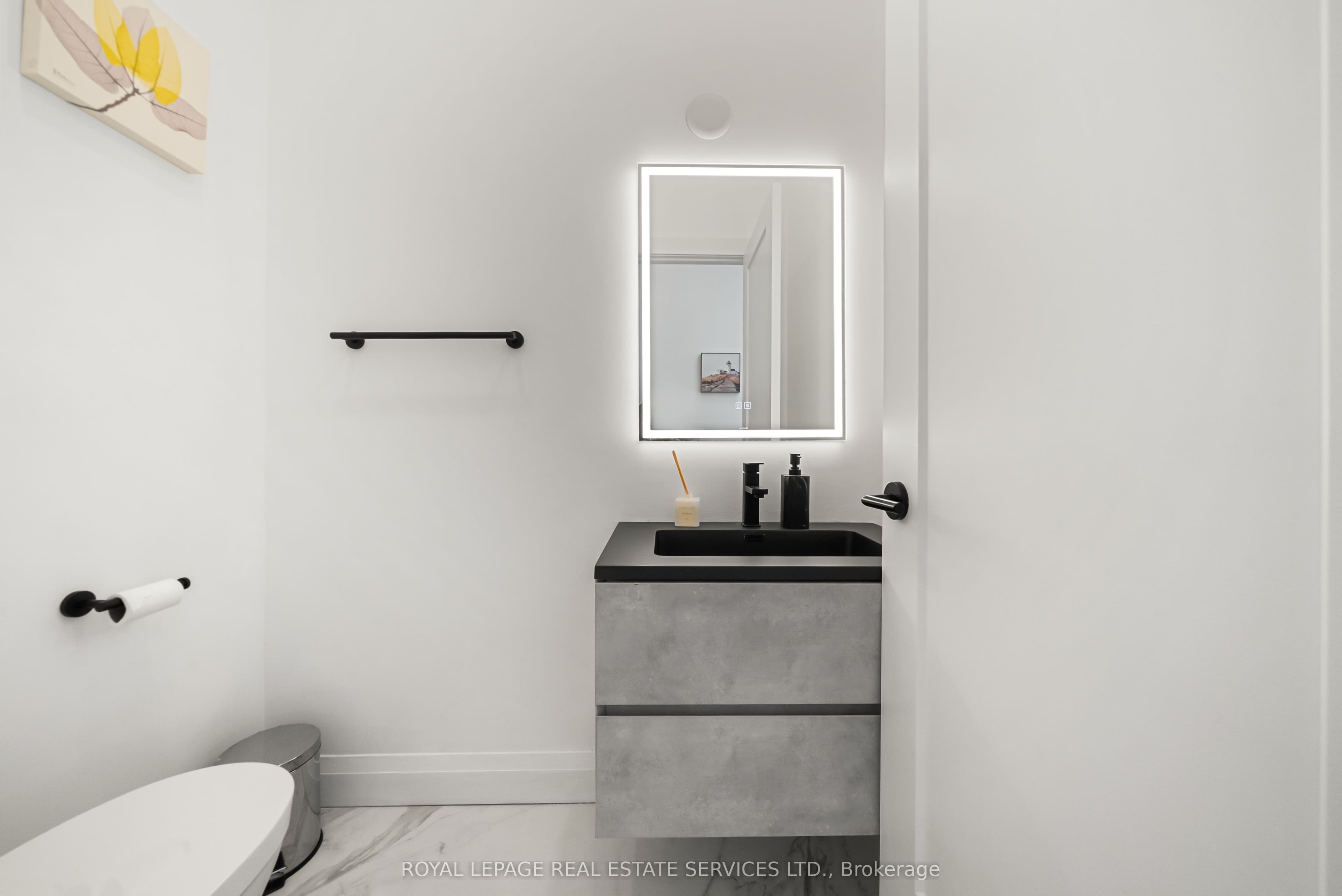 296 Lennox Avenue — photo 44