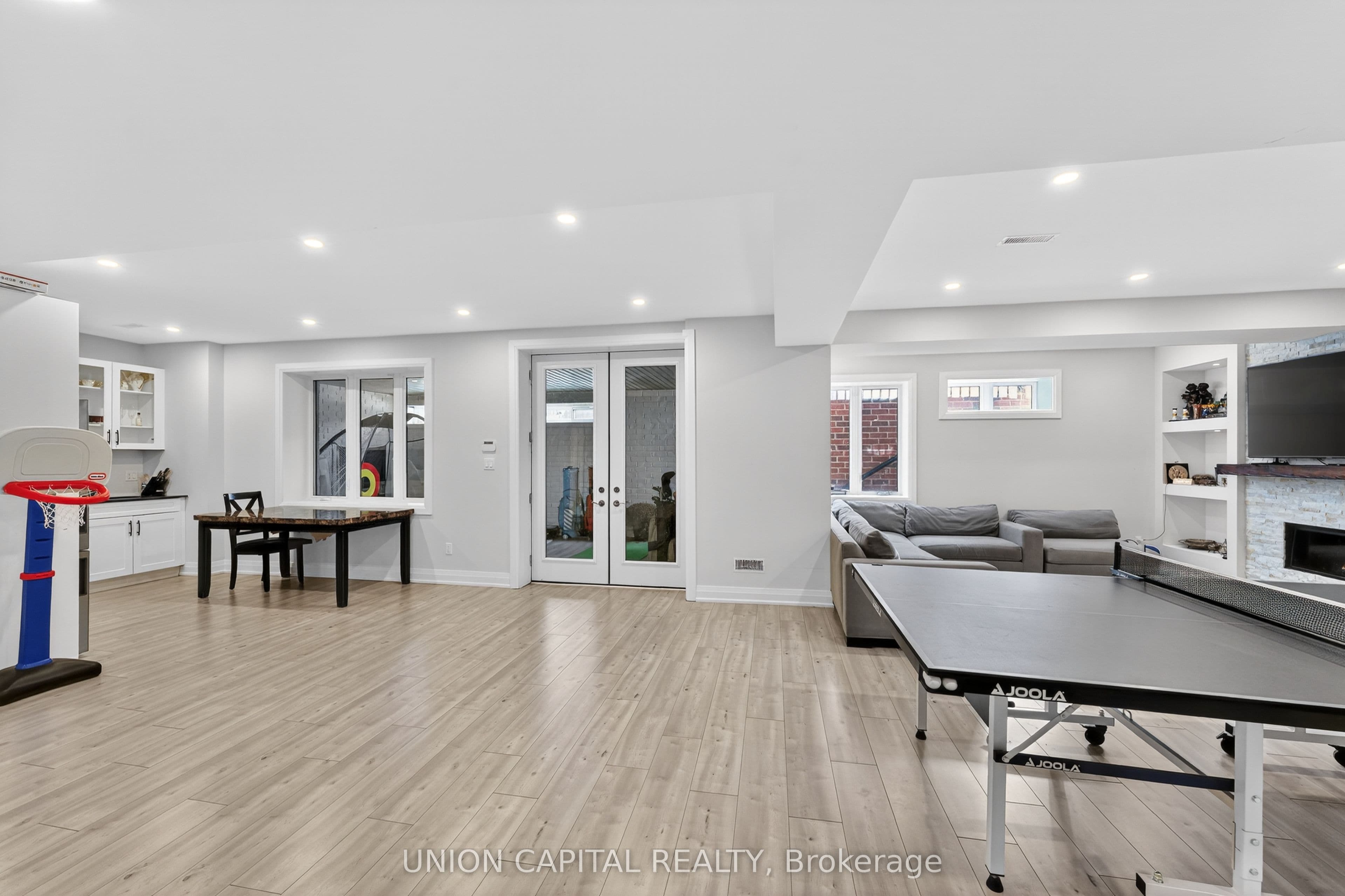29 Elm Grove Avenue — photo 30