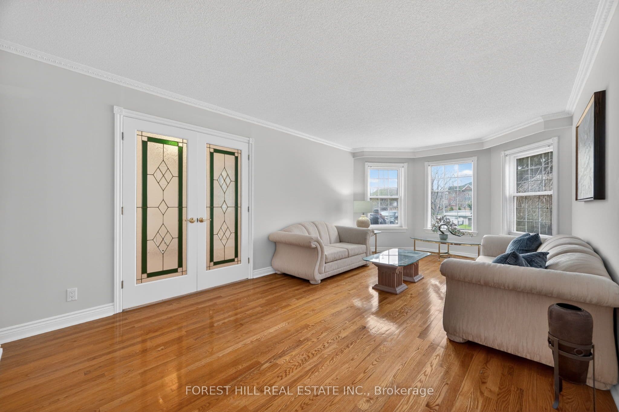 10601 Bathurst Street — photo 6