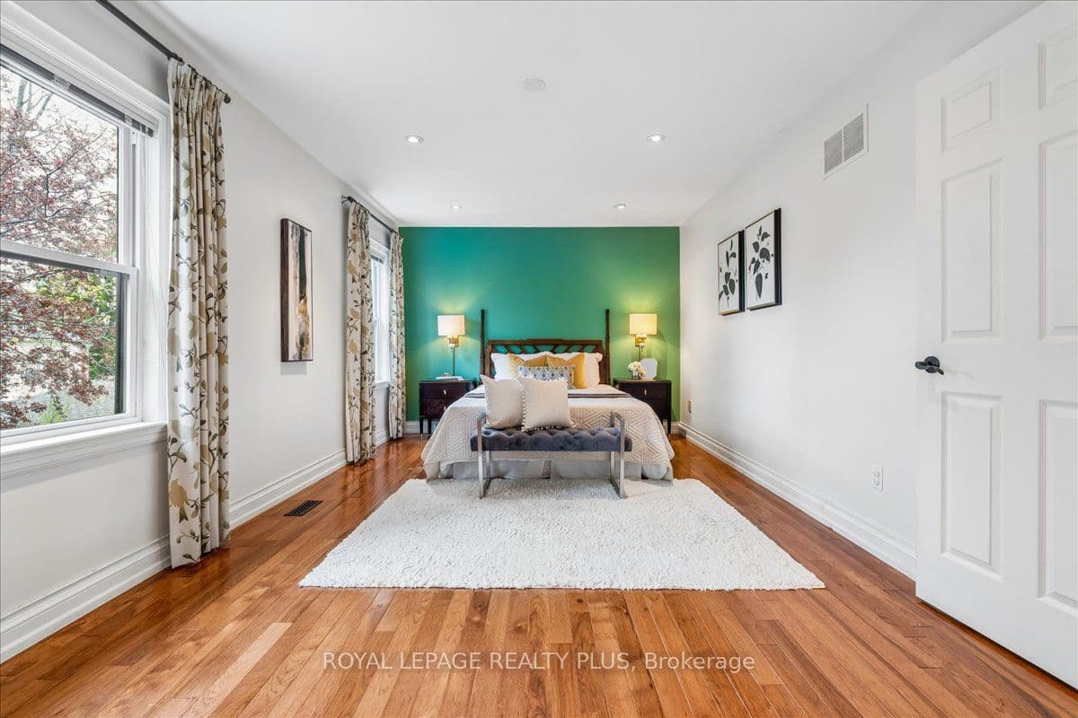 34 THEOBALDS Circle — photo 25