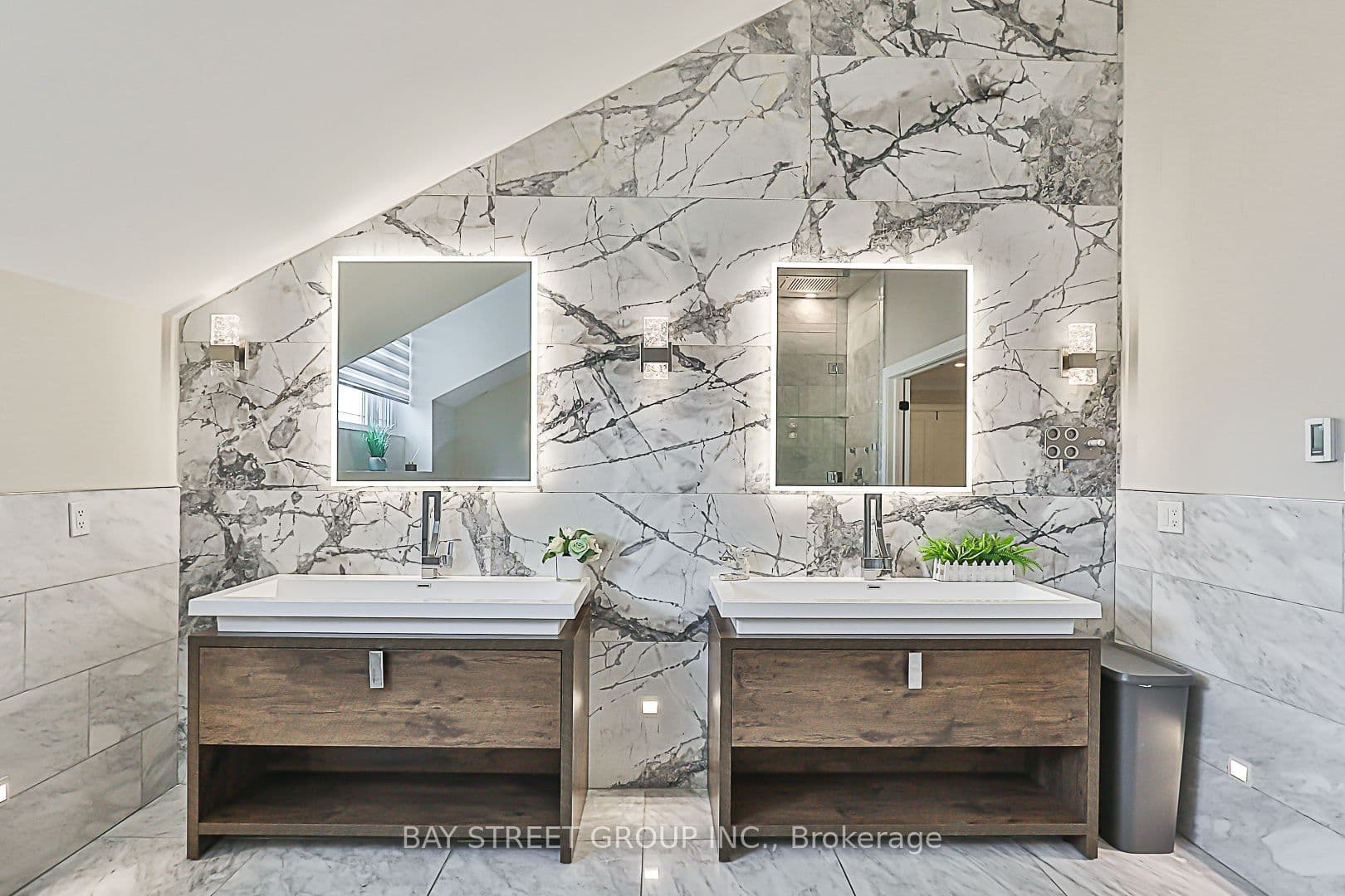11 Gatcombe Circle — photo 30