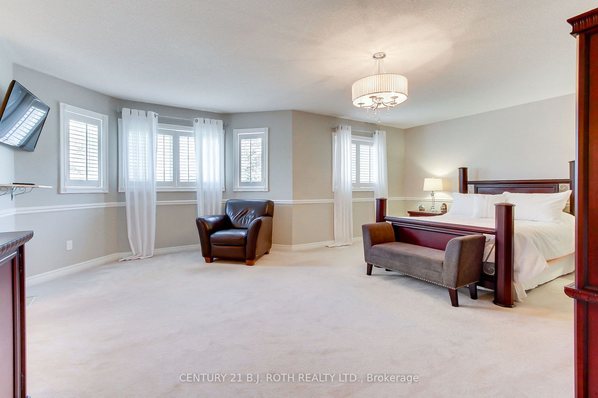 32 Timber Valley Avenue — photo 26