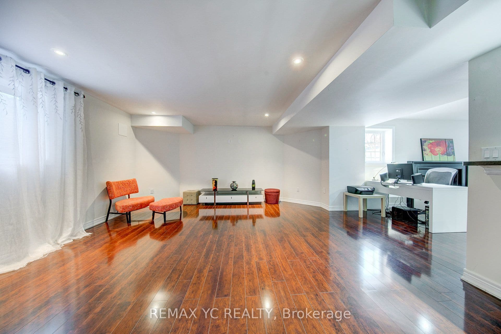 43 Laredo Drive — photo 47